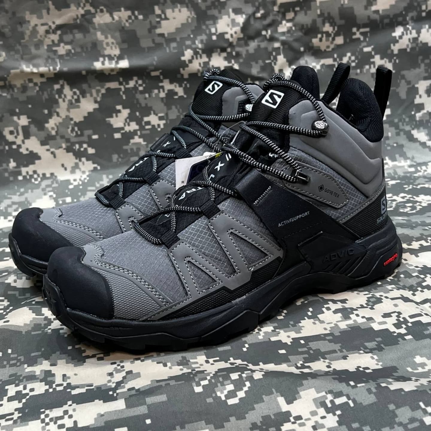 نیم بوت کوهنوردی سالامون