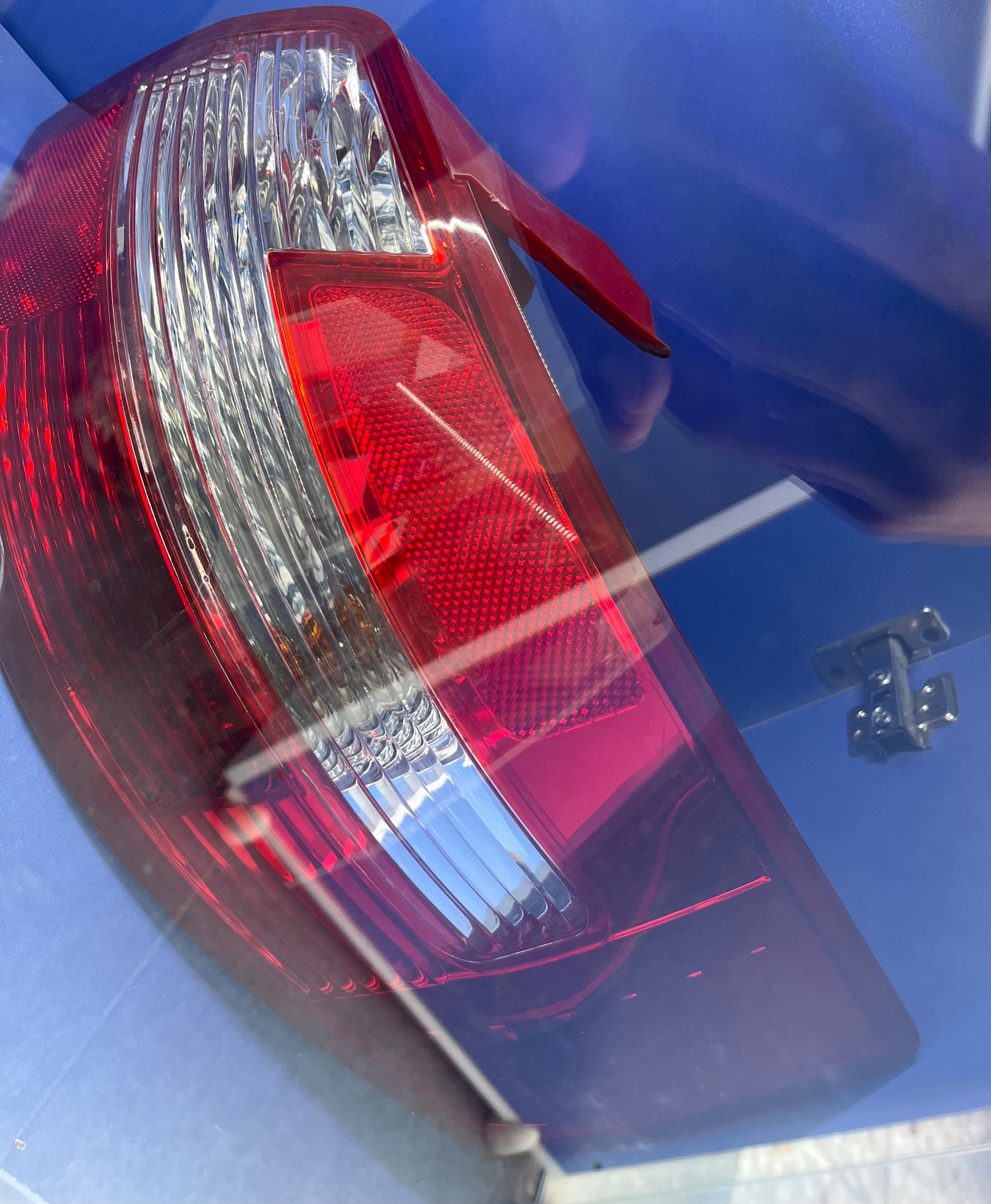 چراخ خطر رانا کروز