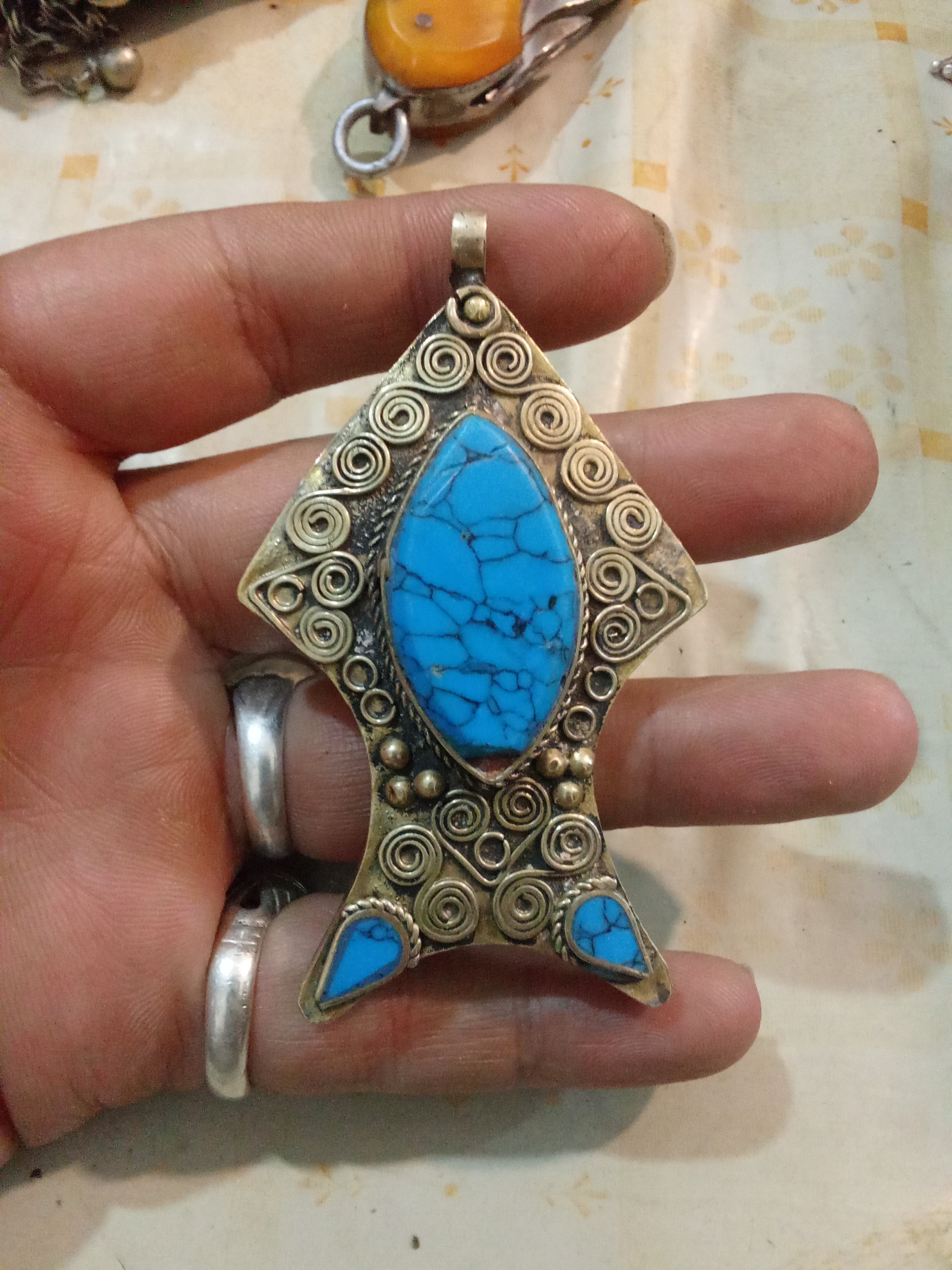 گردنی آویز ورشو