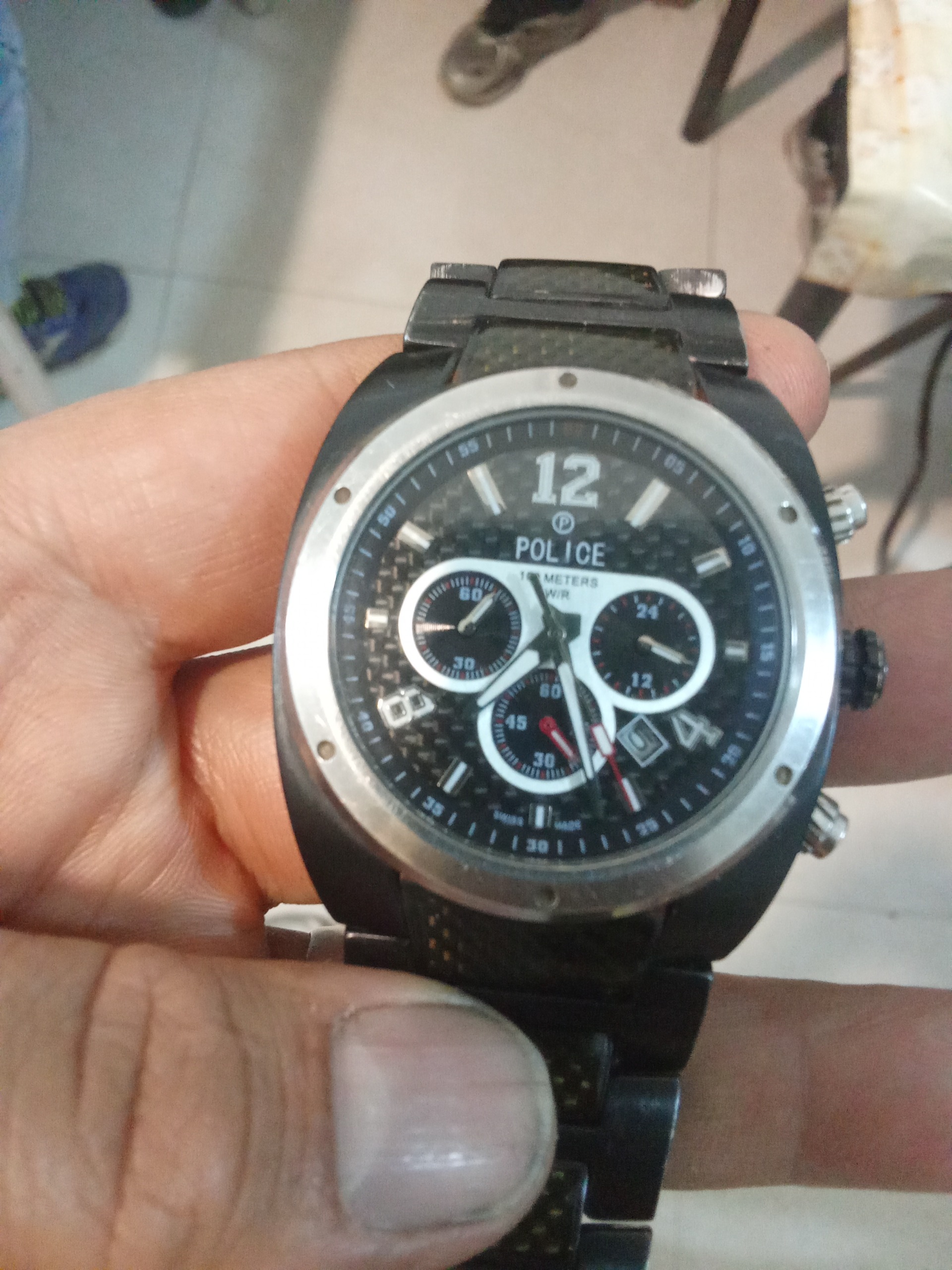 ساعت سه موتور پلیس