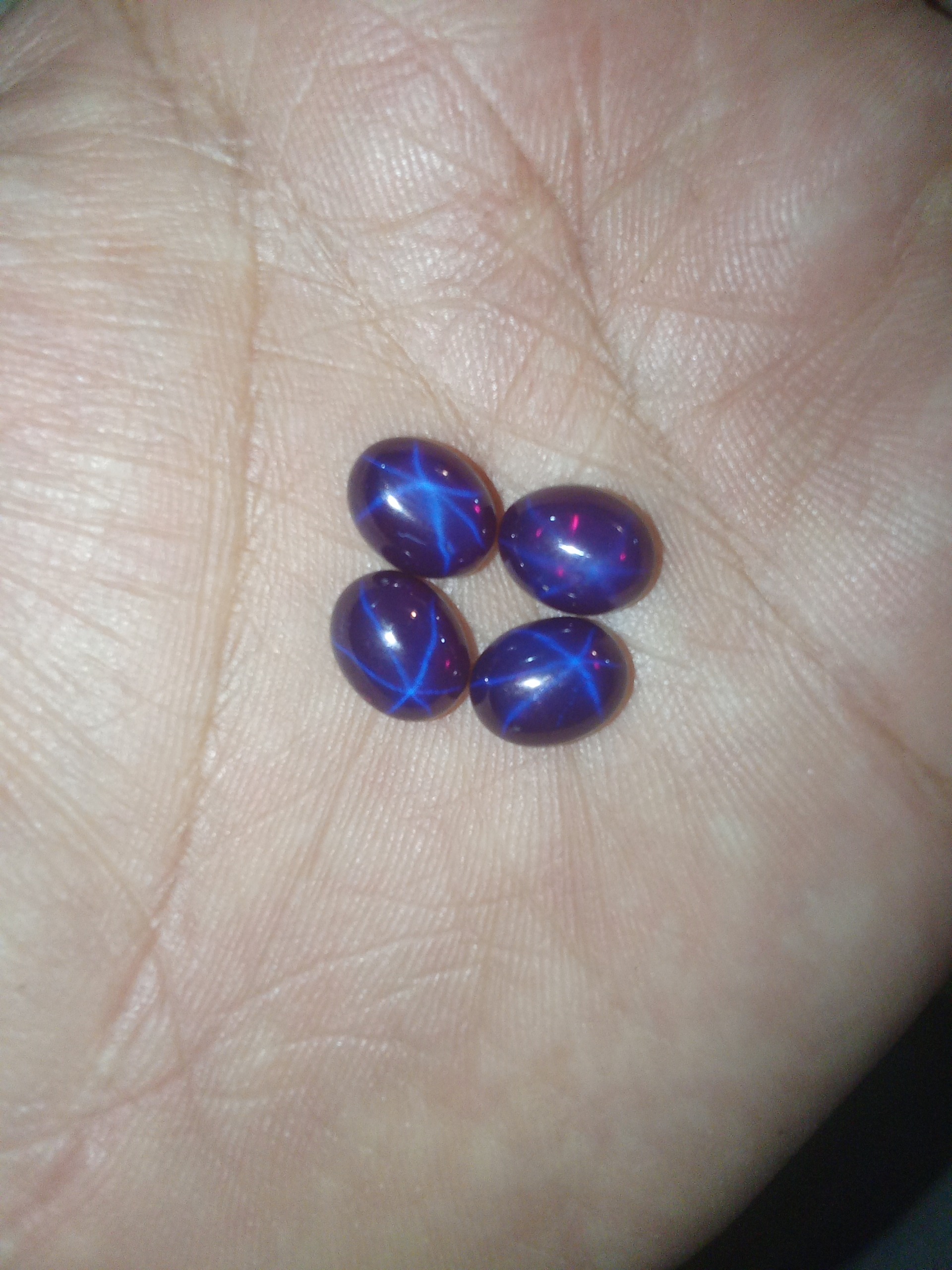 نگین یاقوت استار