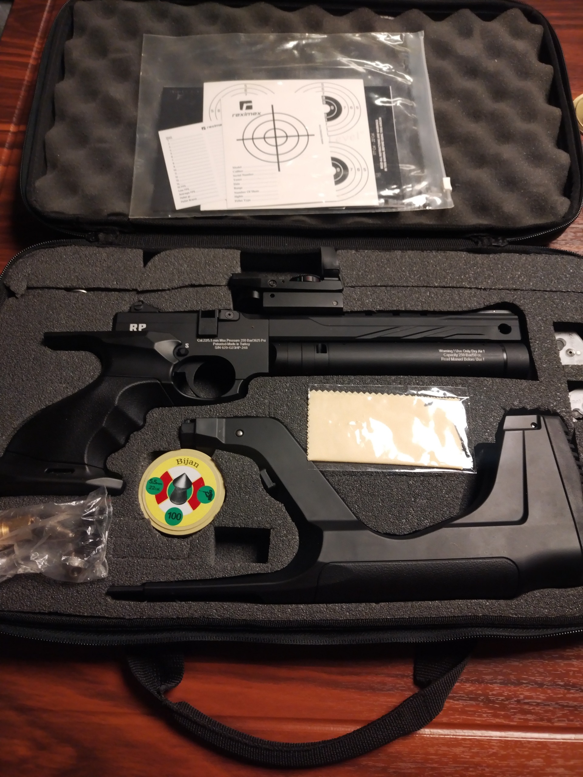 تپانچه رکسی مگس مدل RP با ردات بوشنل با کیف