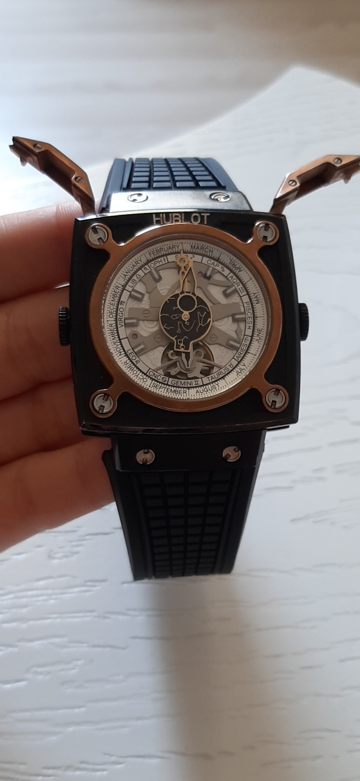 ساعت مچی مردانه هابلوت