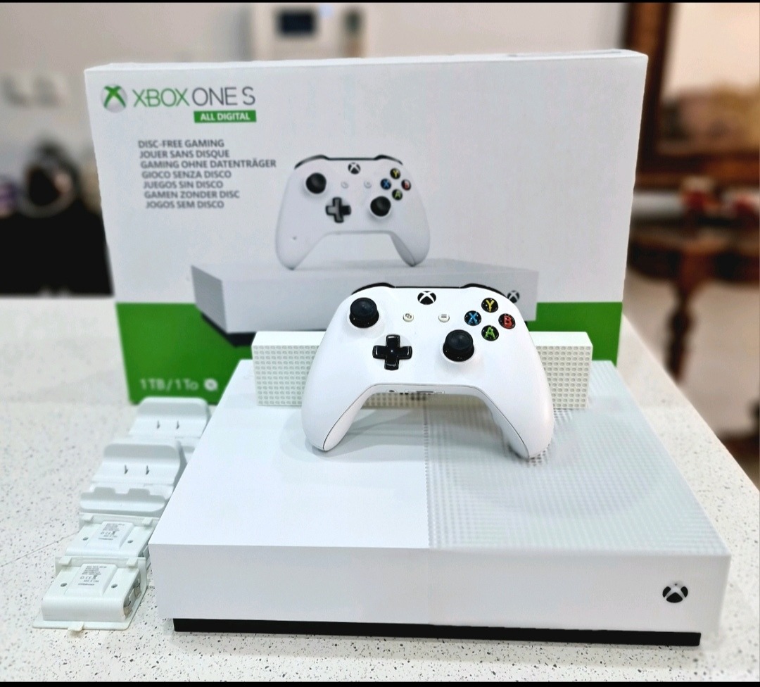 Xbox One S All Digital Edition 1TB ایکس باکس وان