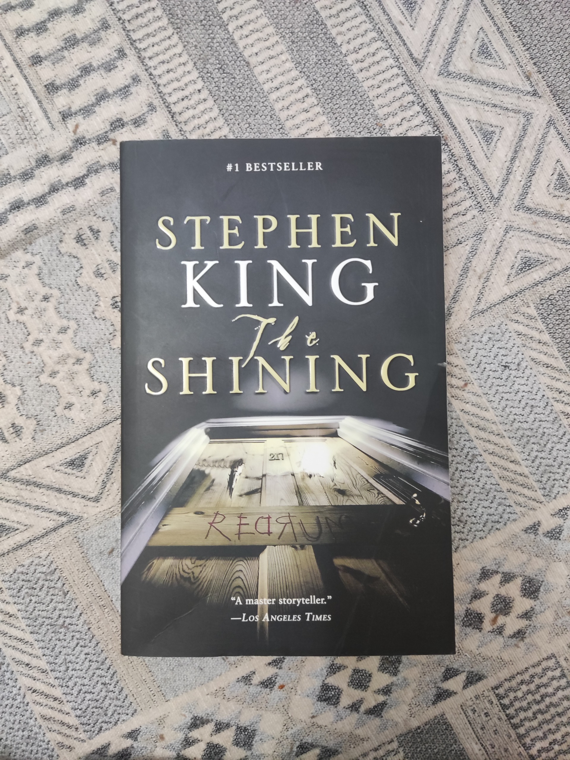 رمان Shining استفن کینگ