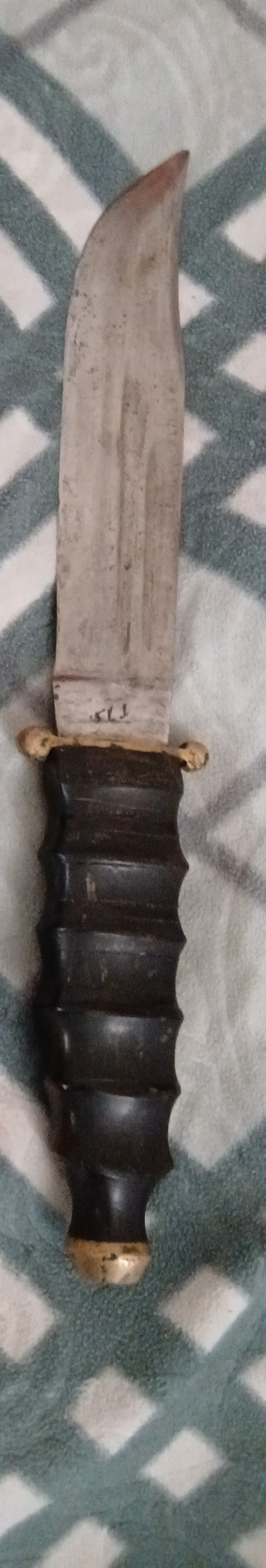 چاقو دسته کهروبا