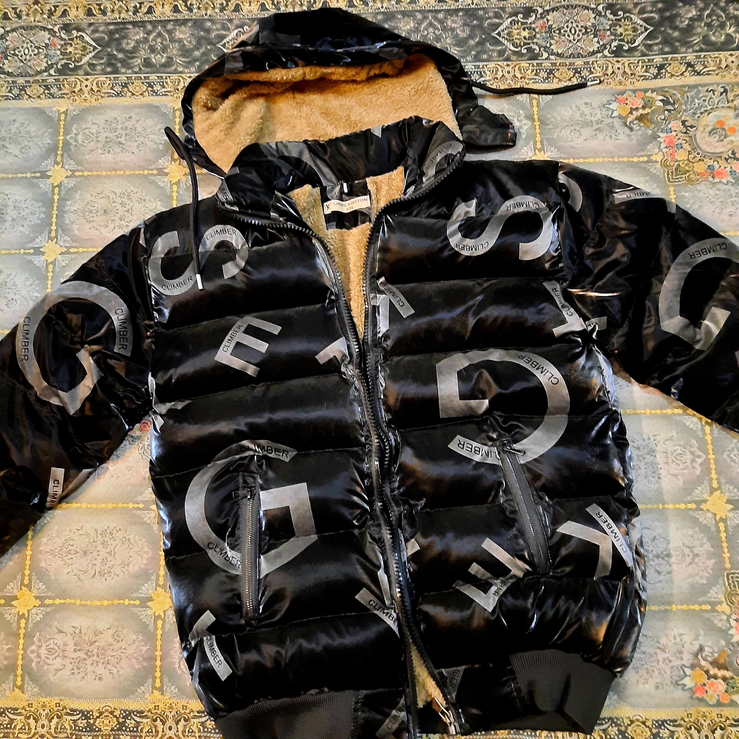 کاپشن خارجی پسرانه مارک لویی ویتون آکبند