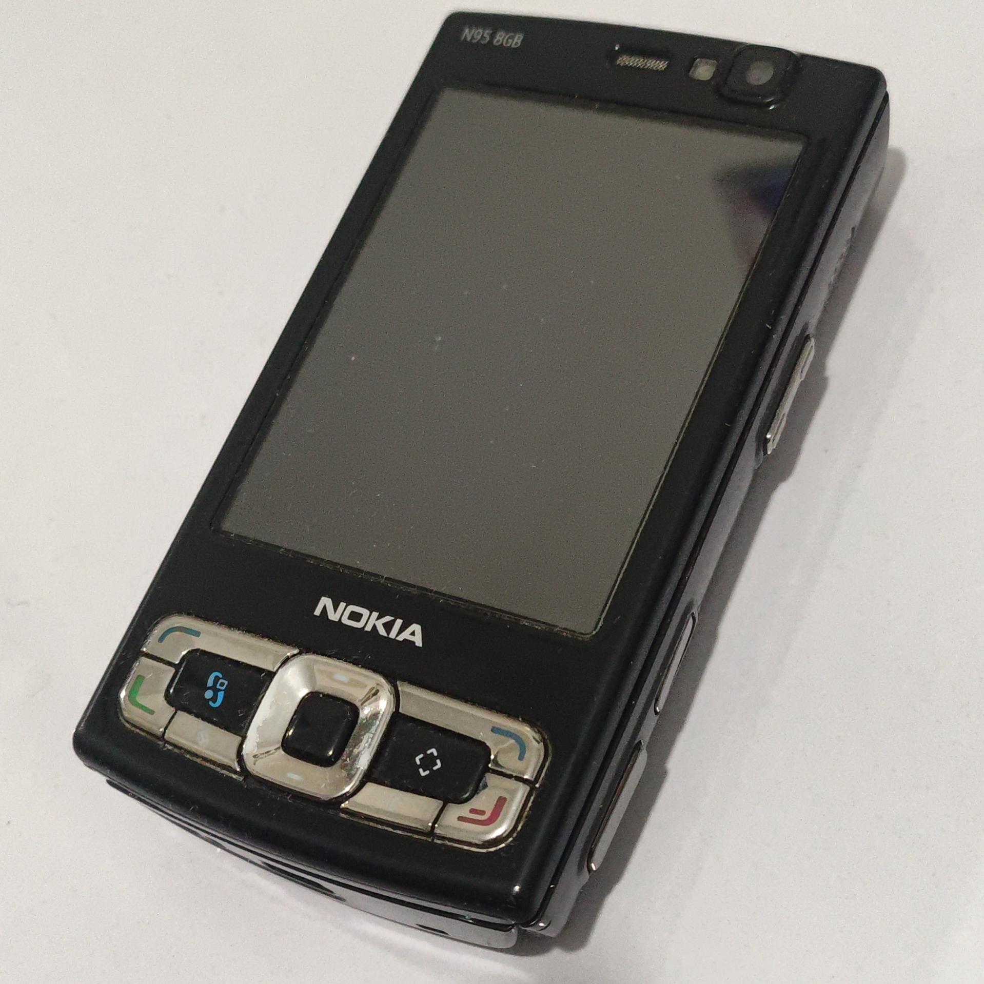 نوکیا n95 مدل 8گیگ