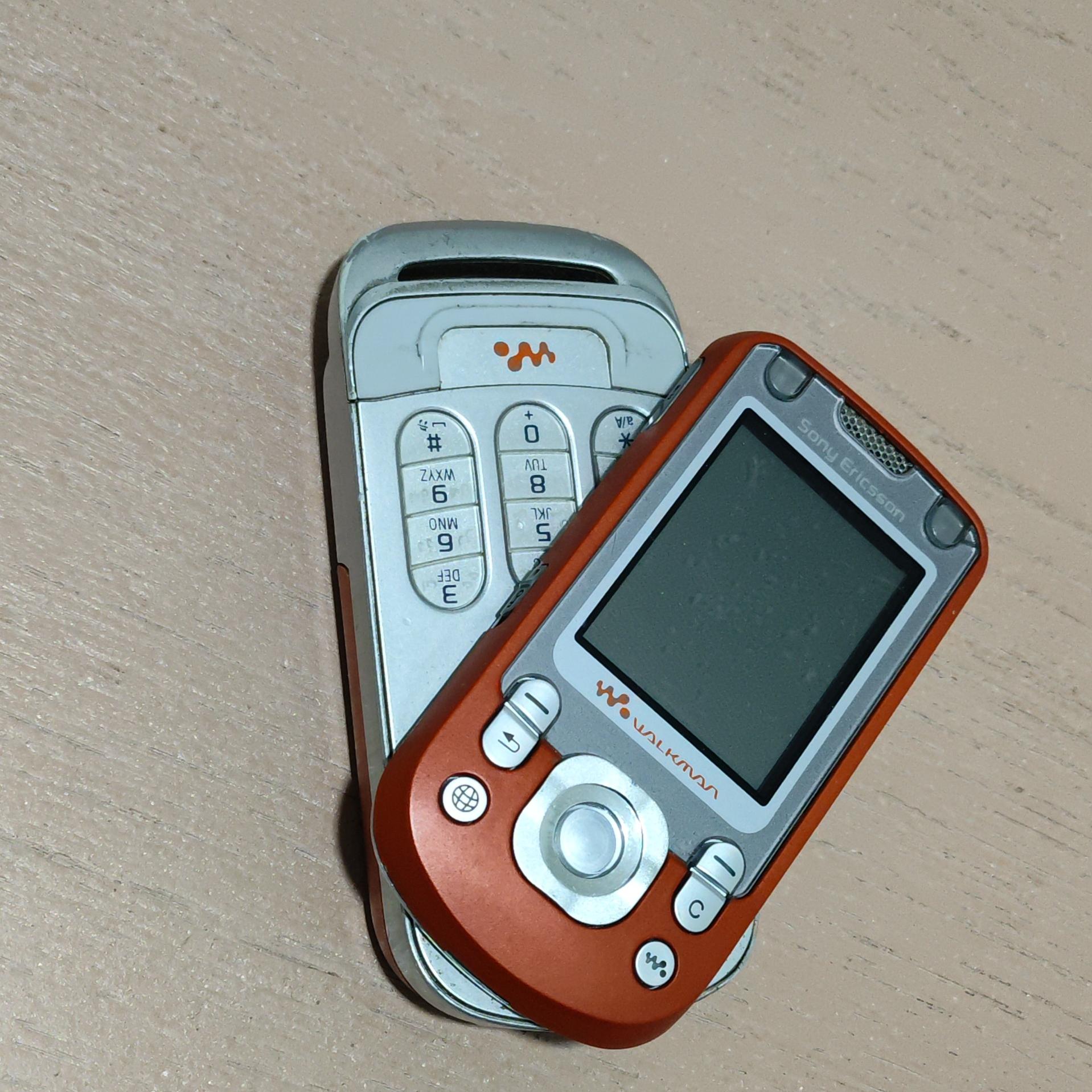 سونی اریکسون w550