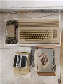 کمودور64