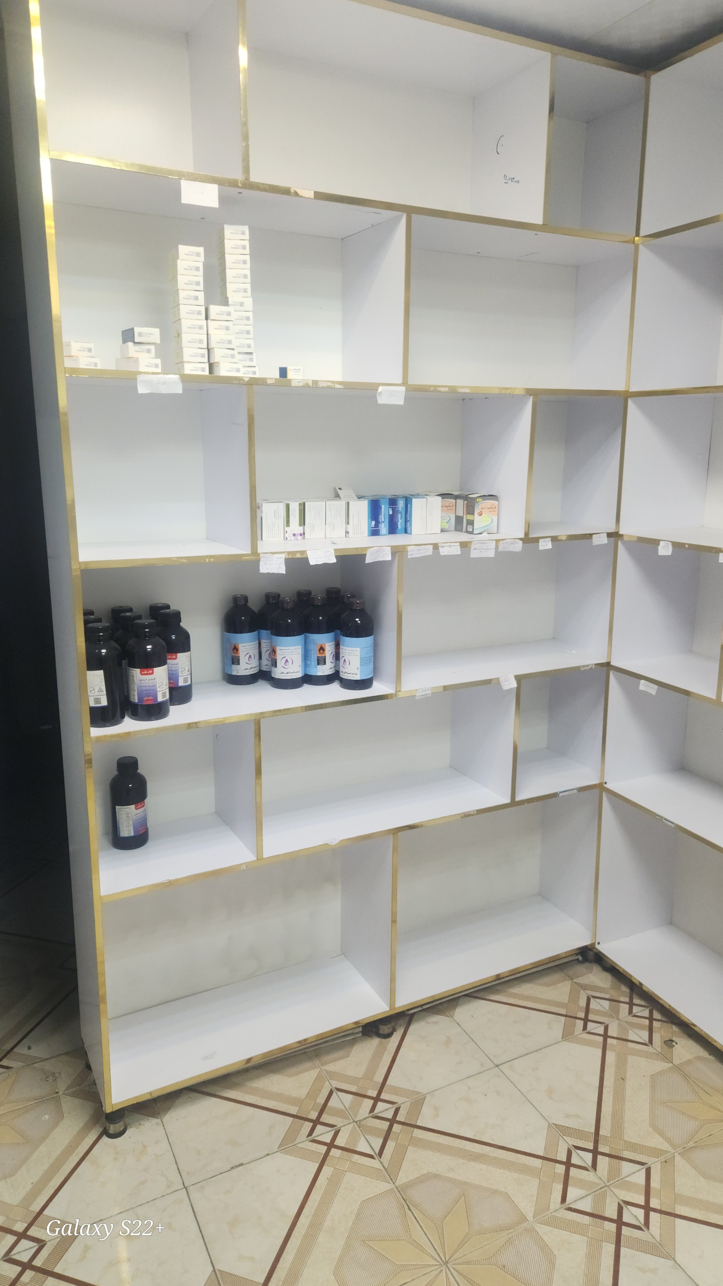 قفسه داروخانه ایدر حد نو MDF