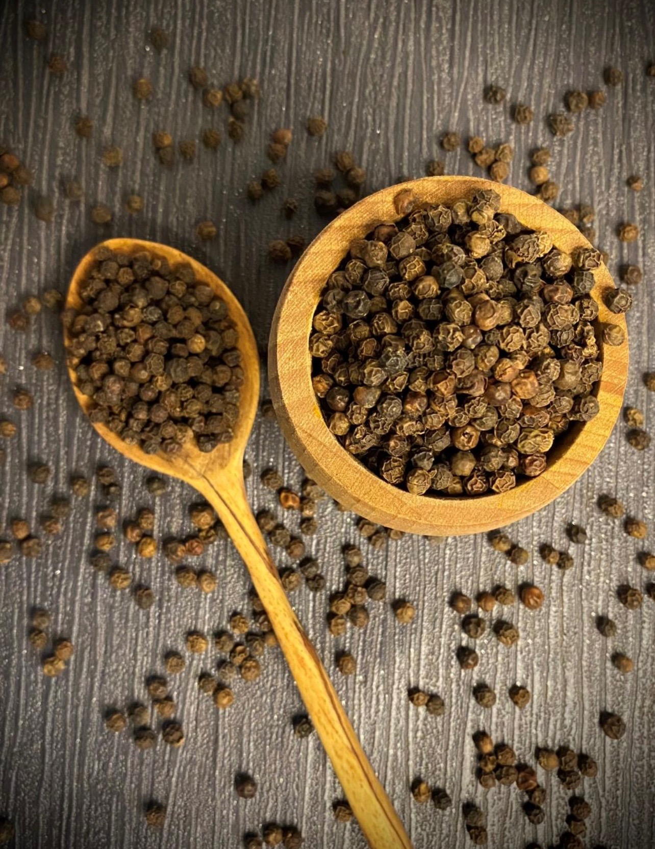 دانه فلفل سیاه 100 گرمی | درشت و مناسب آسیاب خانگی