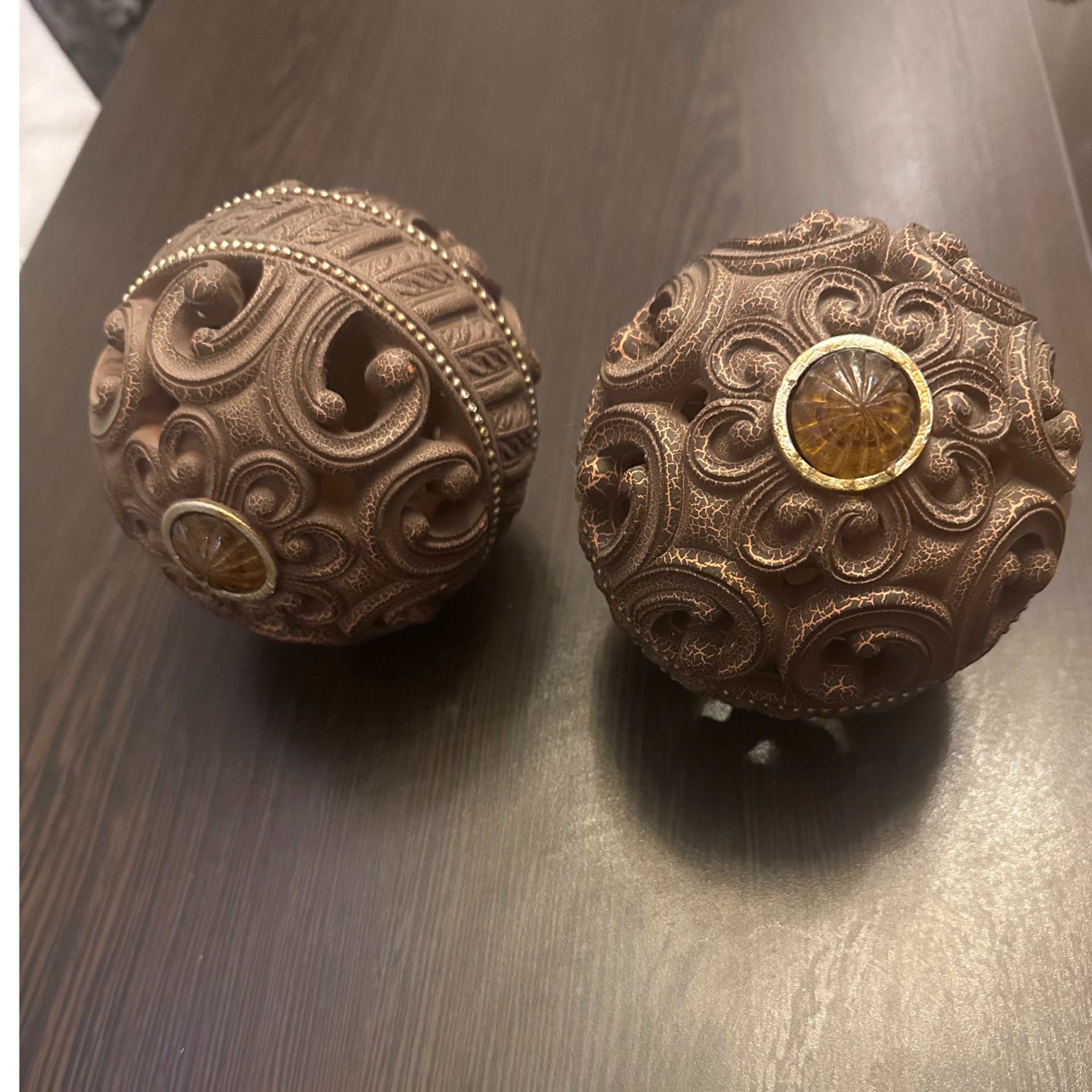 گوی دکوری رزینی