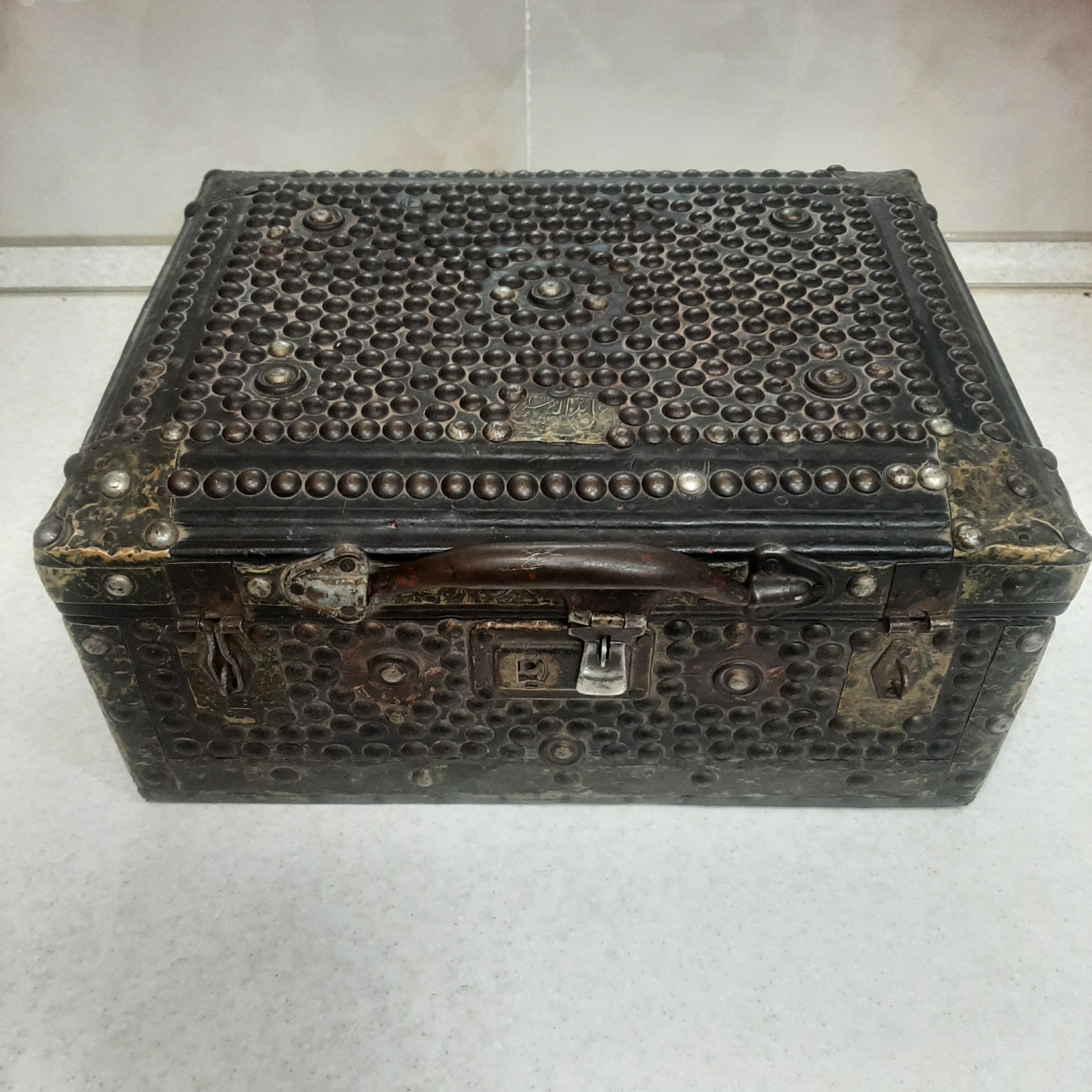 صندوق هزار پیشه