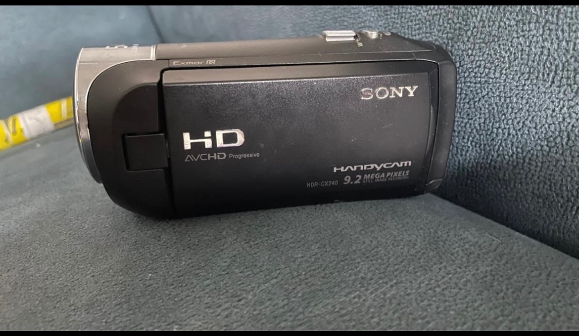 دوربین فیلم برداری سونی مدل HDR-CX240