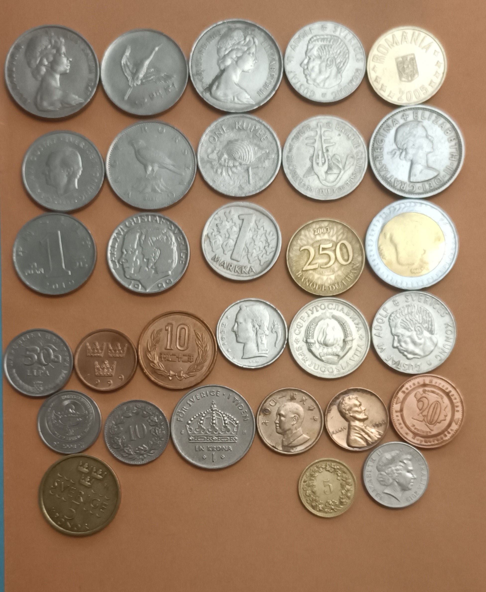 سی عدد سکه زیبا و کلکسیونی