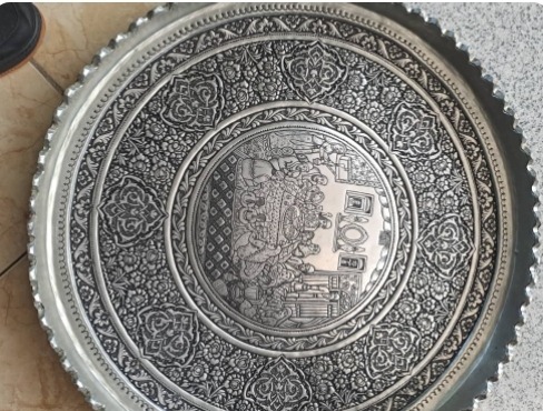مجمع کنگره دار قدیمی