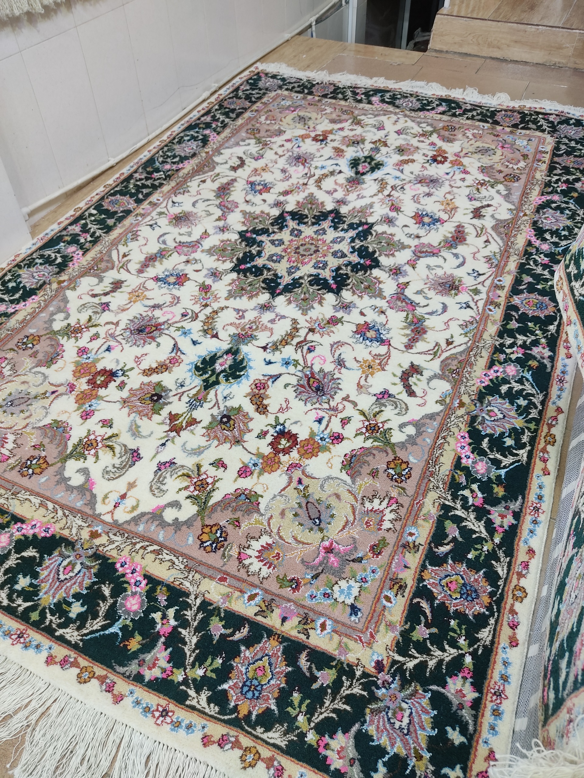 فرش دستبافت جفت 6 متری کد036