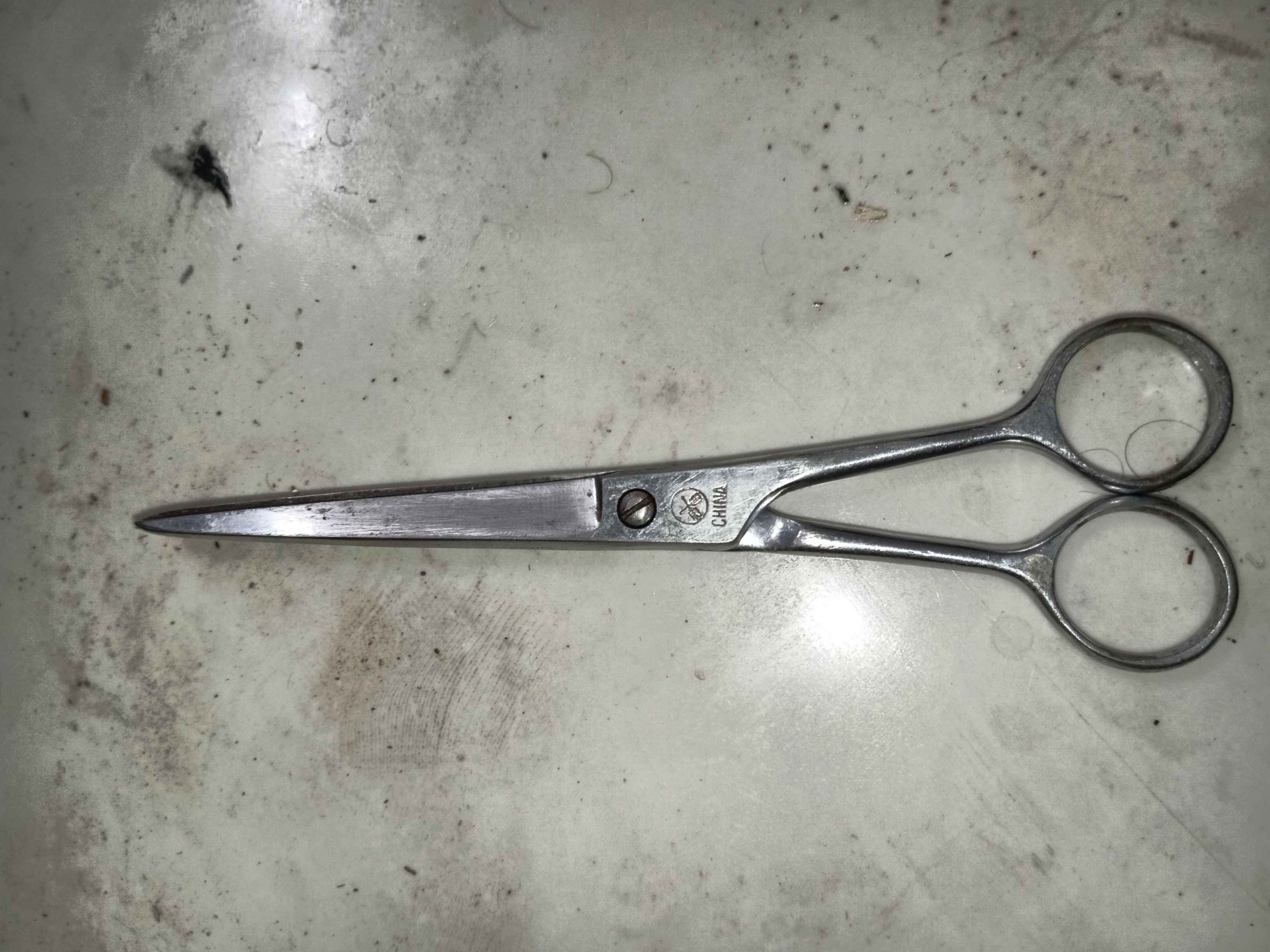 قیچی قدیمی چینی خیلی تیز و خوش دست