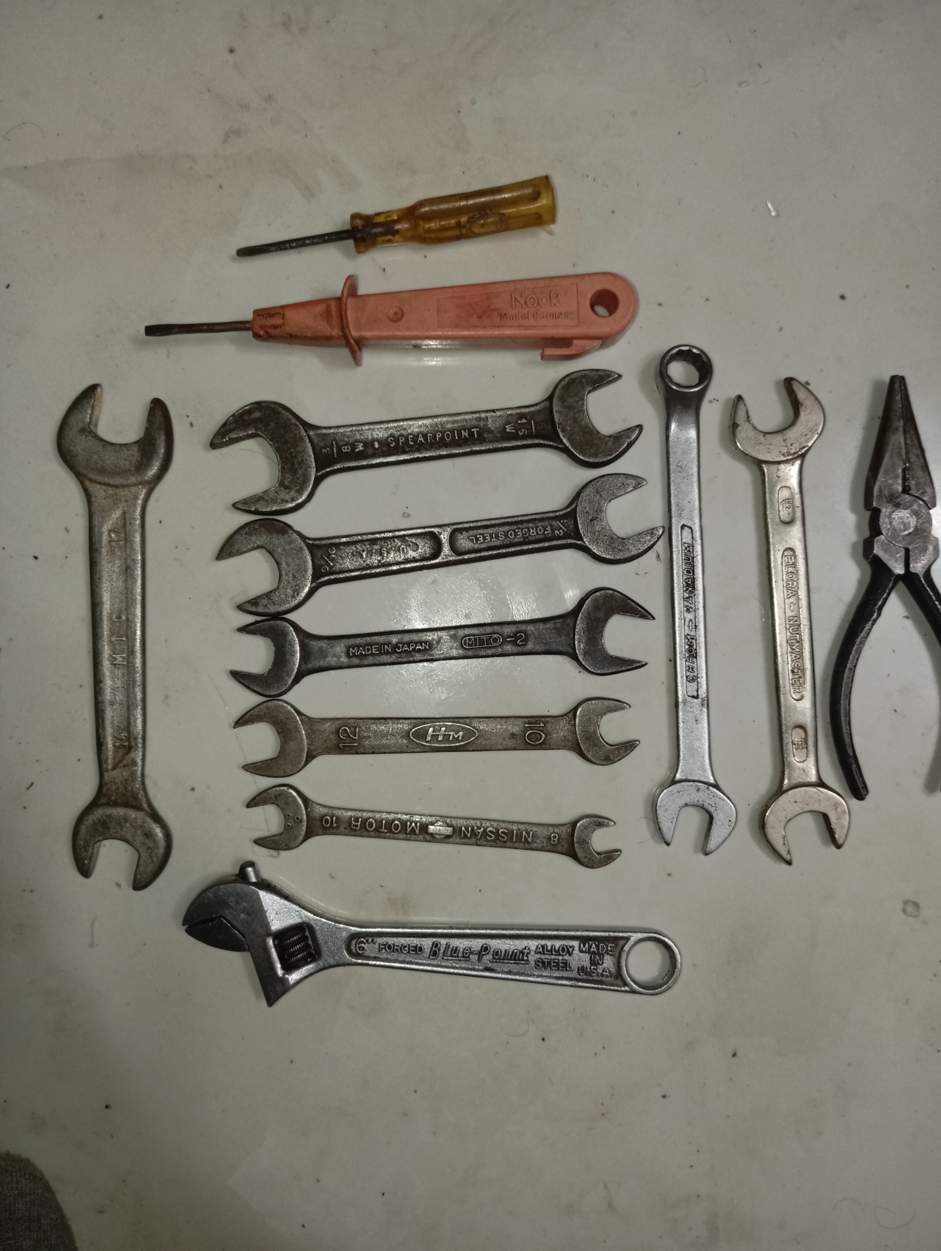 آچارهای قدیمی کلکسیونی