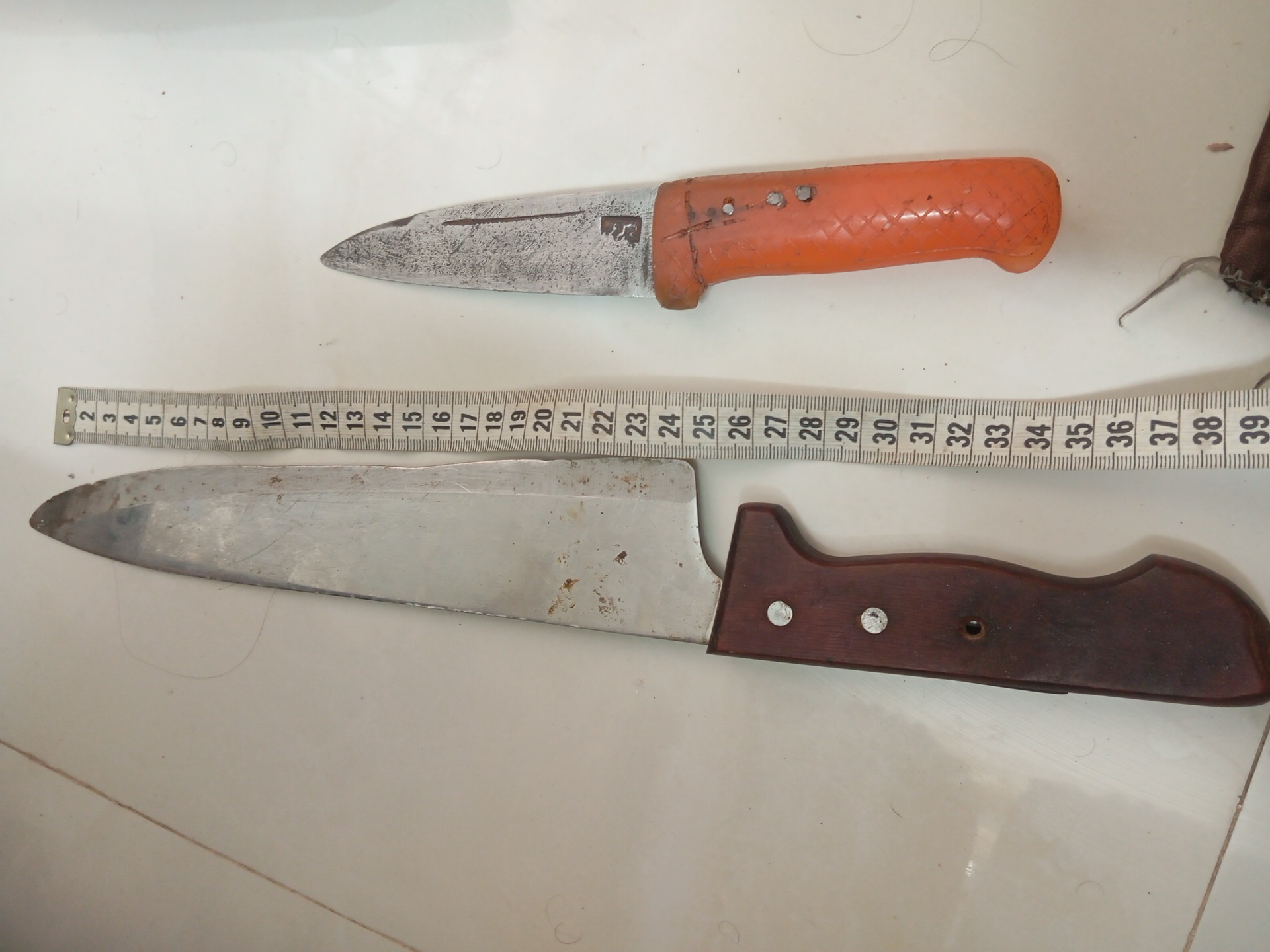 دو عدد چاقو قدیمی باهم