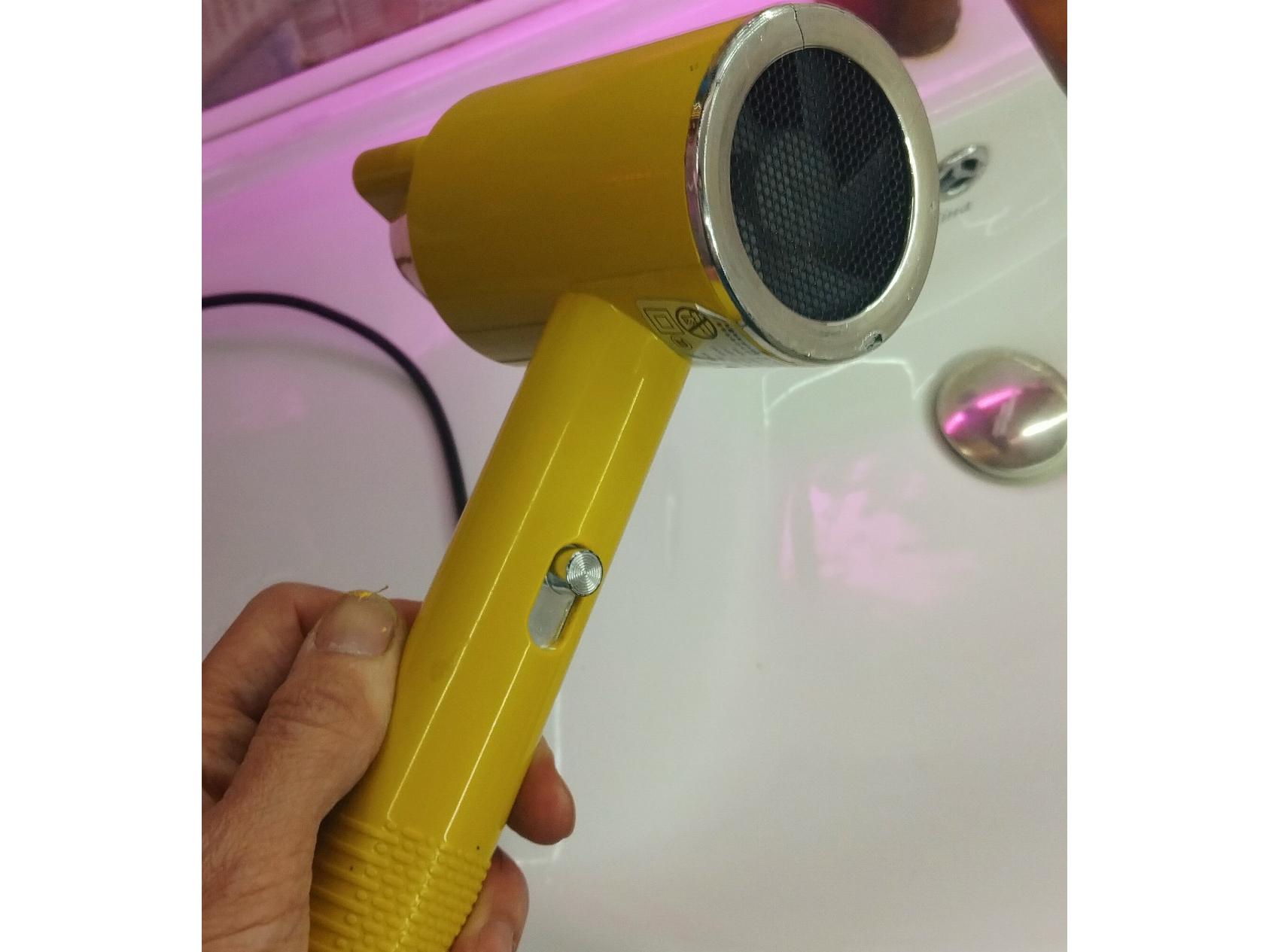 سشوارمارک داکی درحدنو