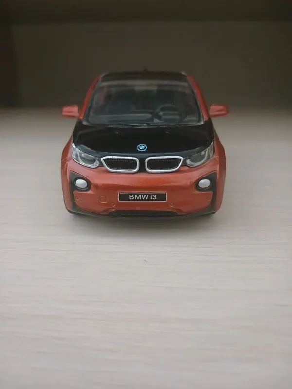 ماکت فلزی BMW i3