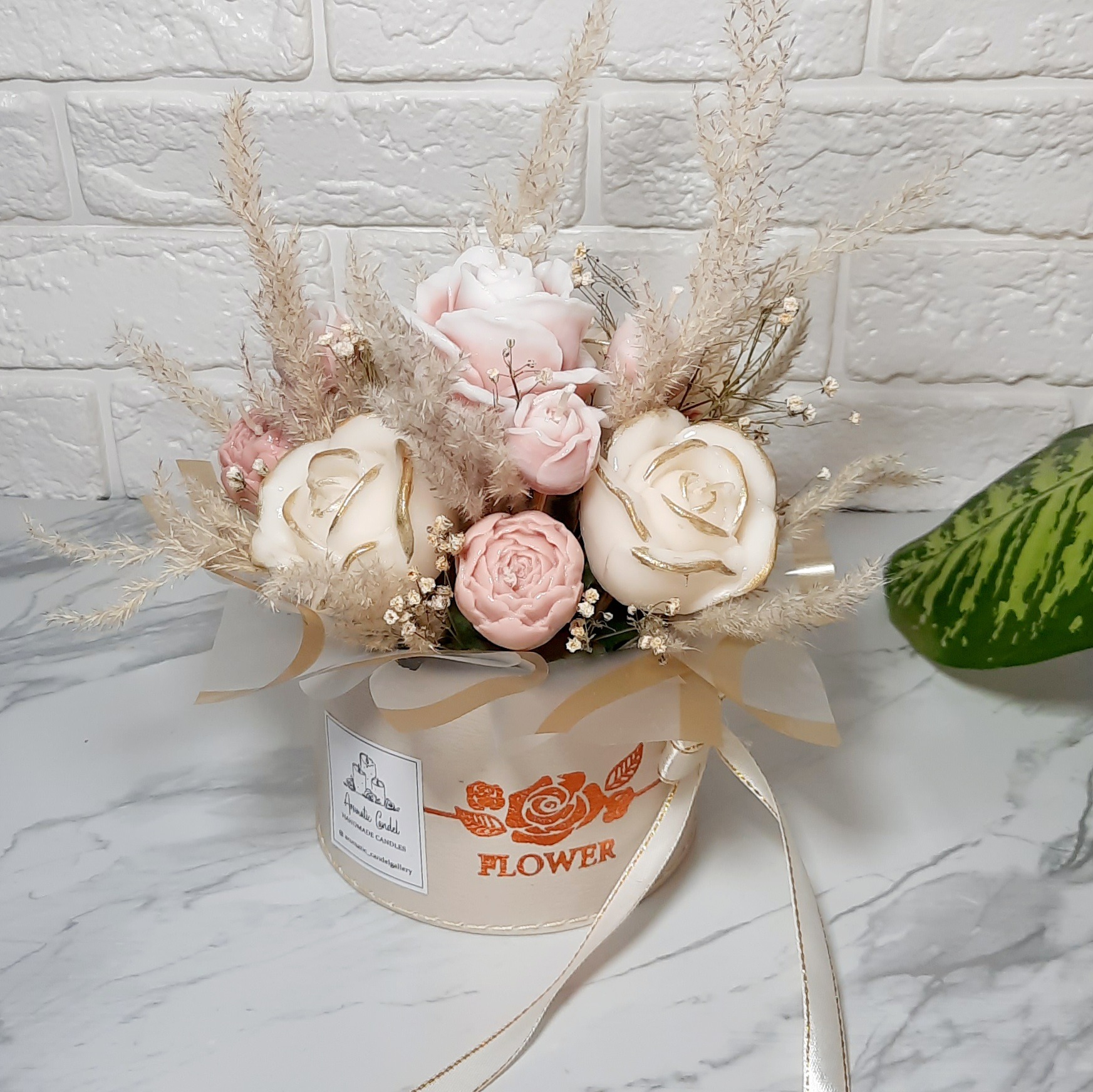 باکس گل کرم 006