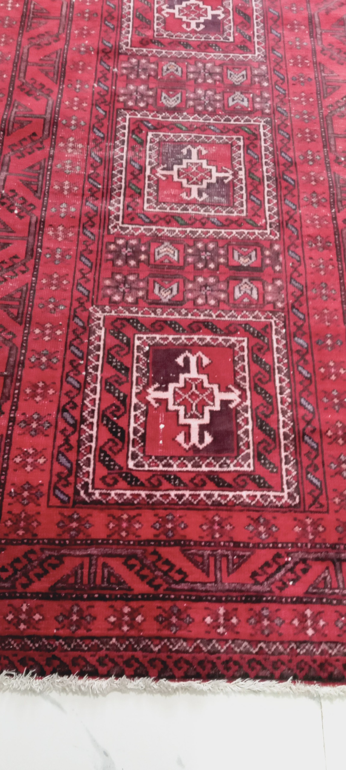 فرش دستباف قدیمی سالم