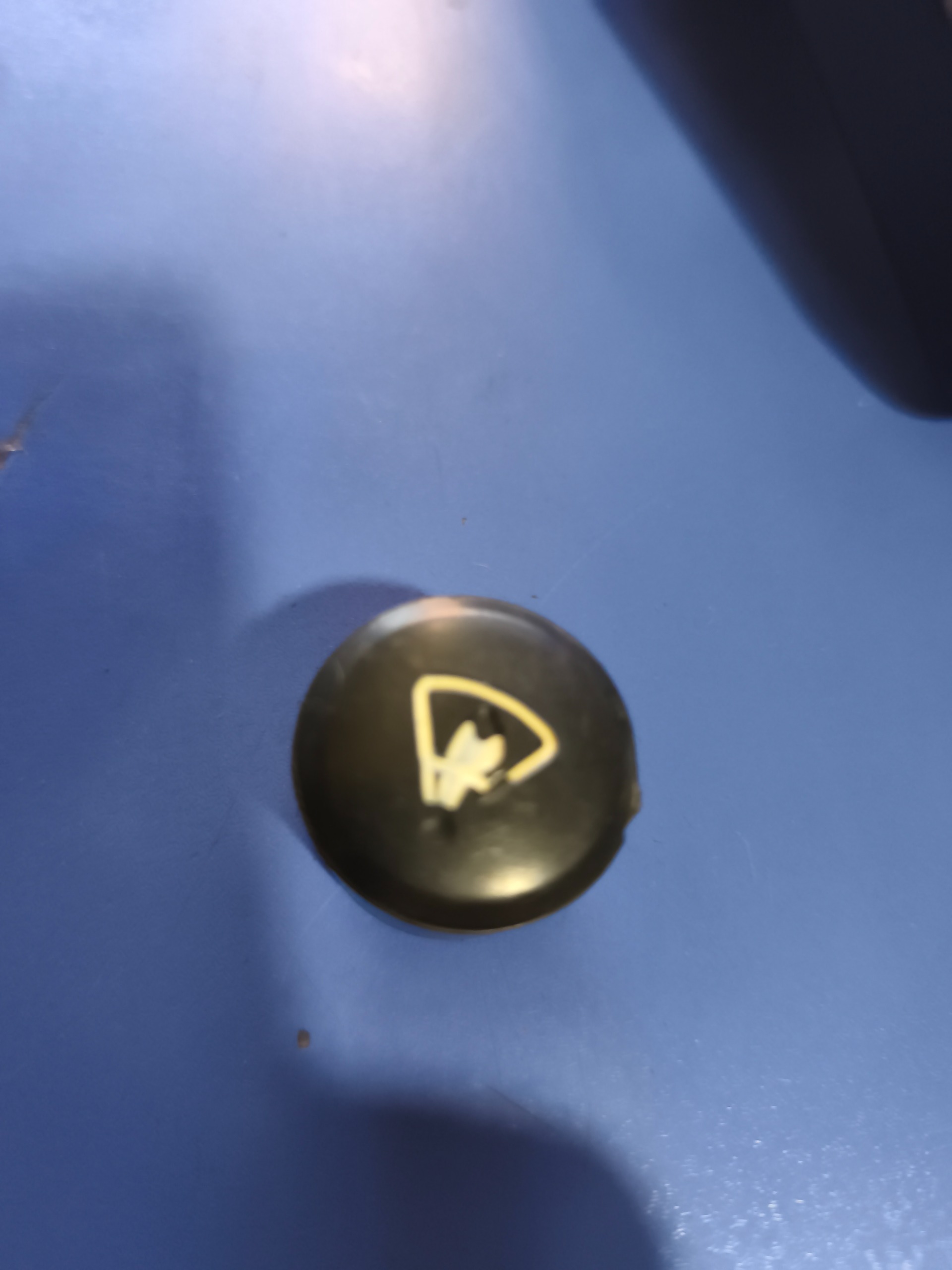 شاسی کلید آبپاش پیکان