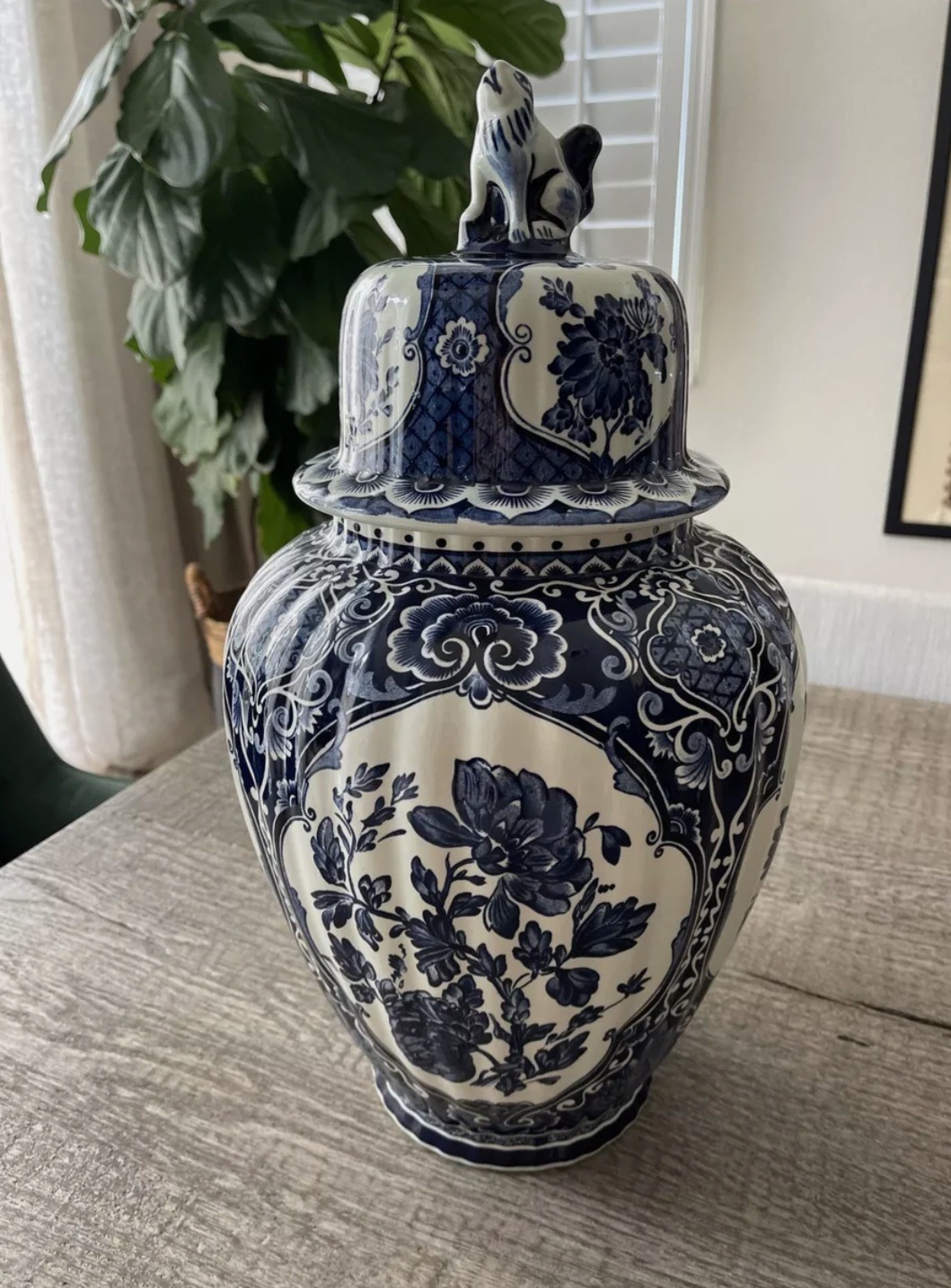 کوزه چینی آنتیک