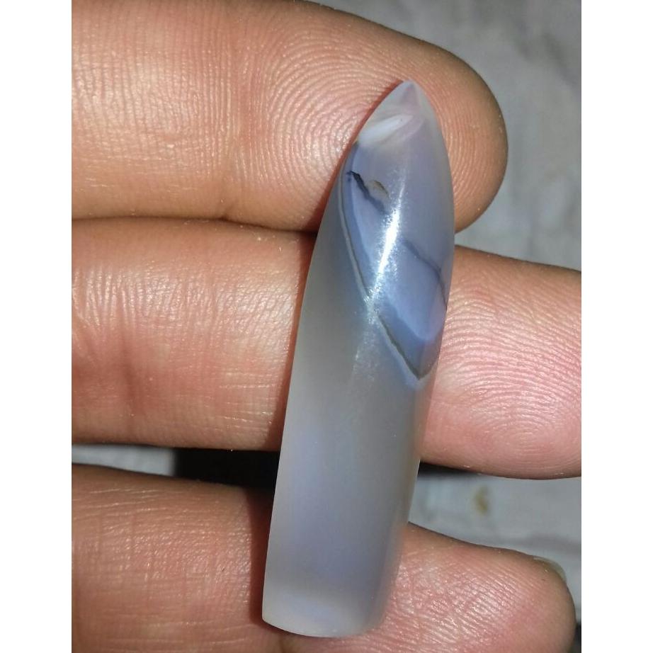 زخمه(مضراب)تار از سنگ عقیق سلیمانی