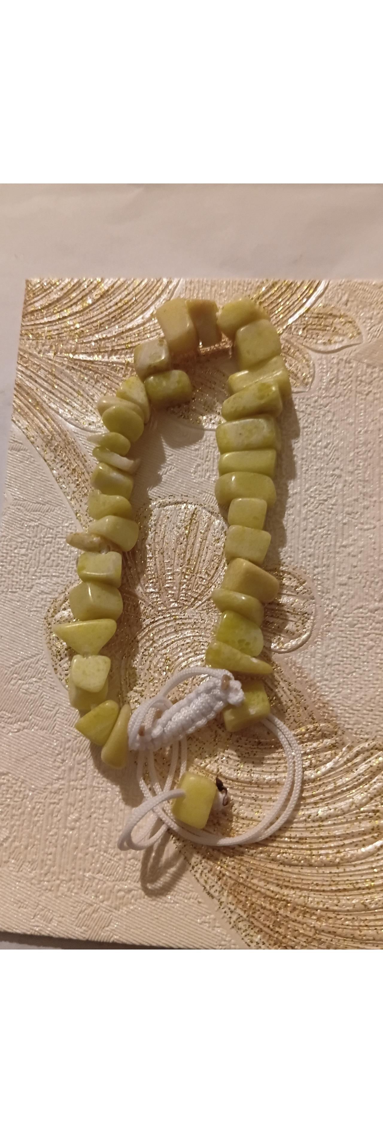 دستبند چیپسی از سنگ معدنی