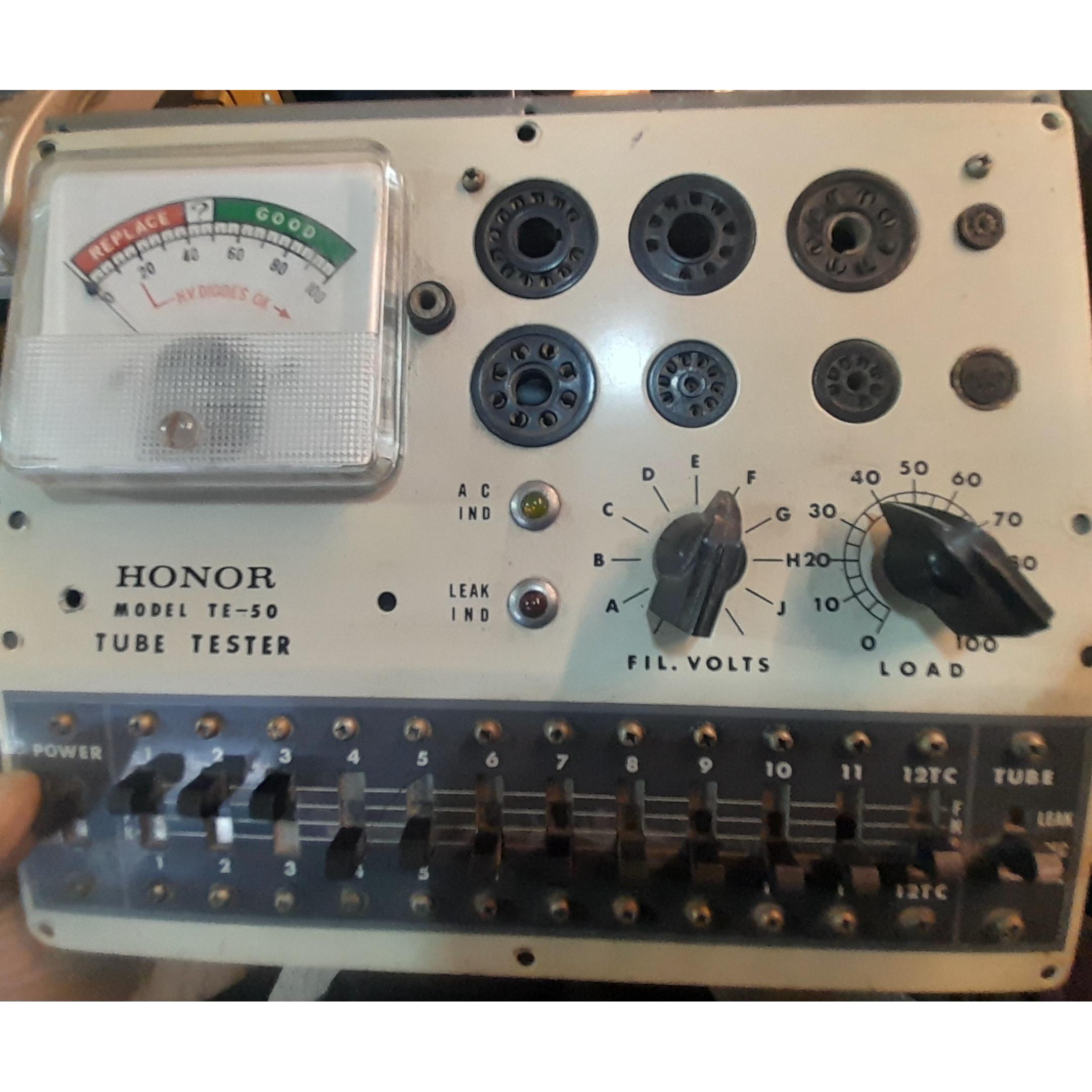 دستگاه تست لامپ خلا بسیار تمیز و در حد