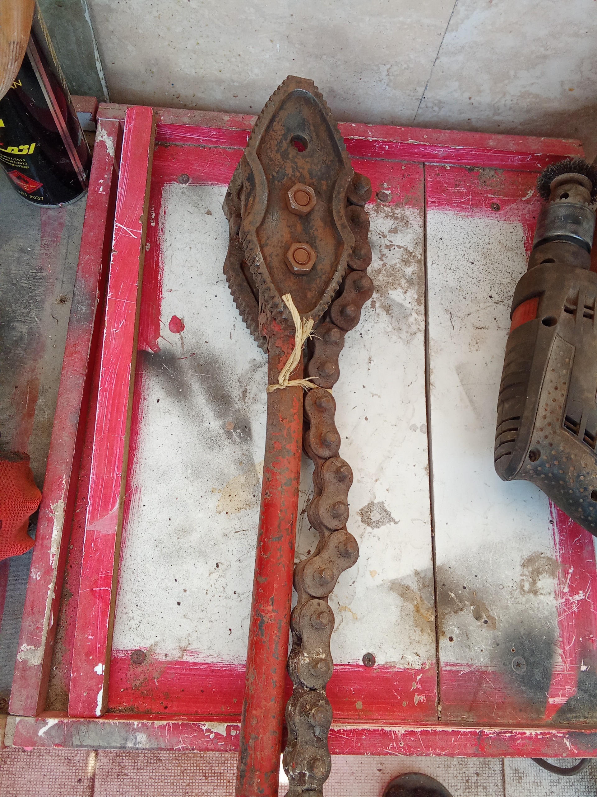 آچار زنجیری دسته بلند