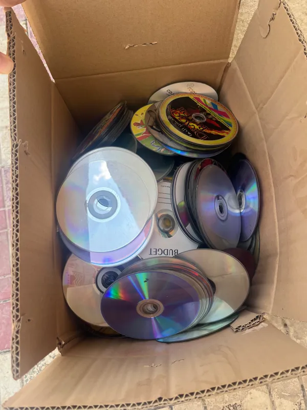 7 کیلو cd-dvd جهت استخراج نقره