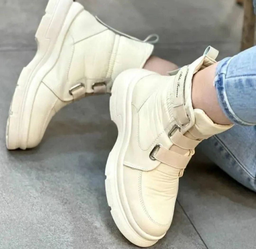 بوت کاپشنی کیفیت درجه یک