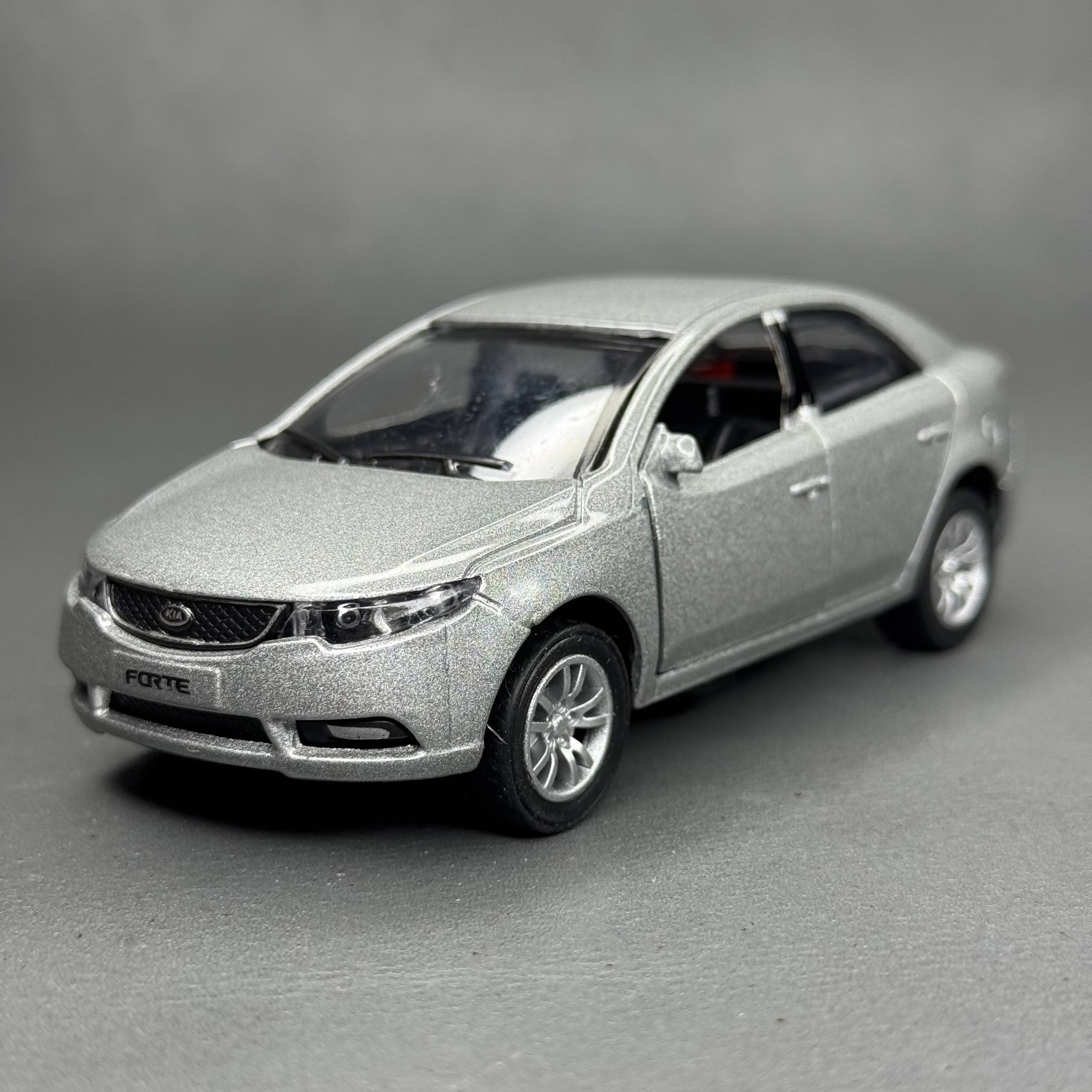ماکت ماشین کیا سراتو KIA CERATO