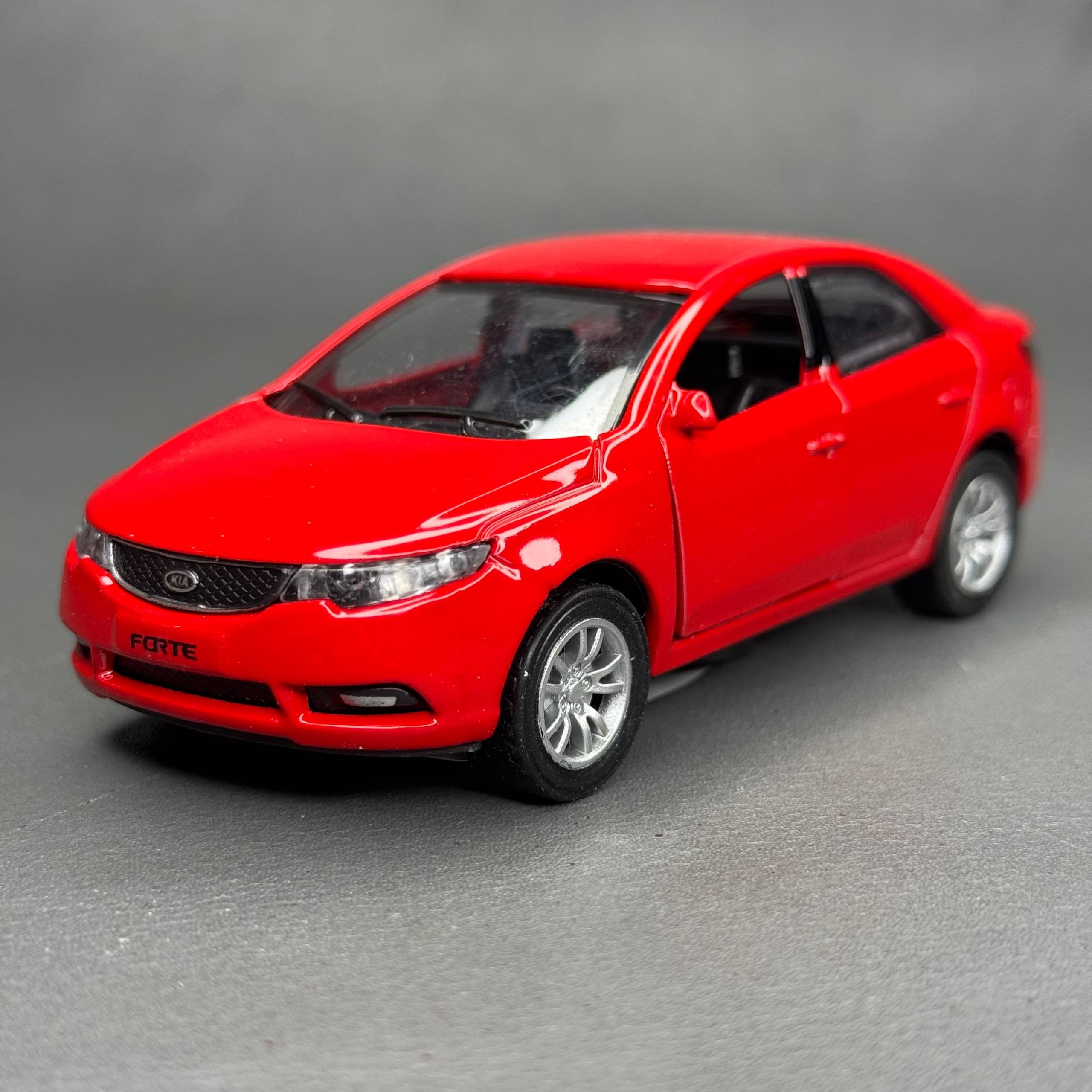 ماکت ماشین کیا سراتو KIA CERATO