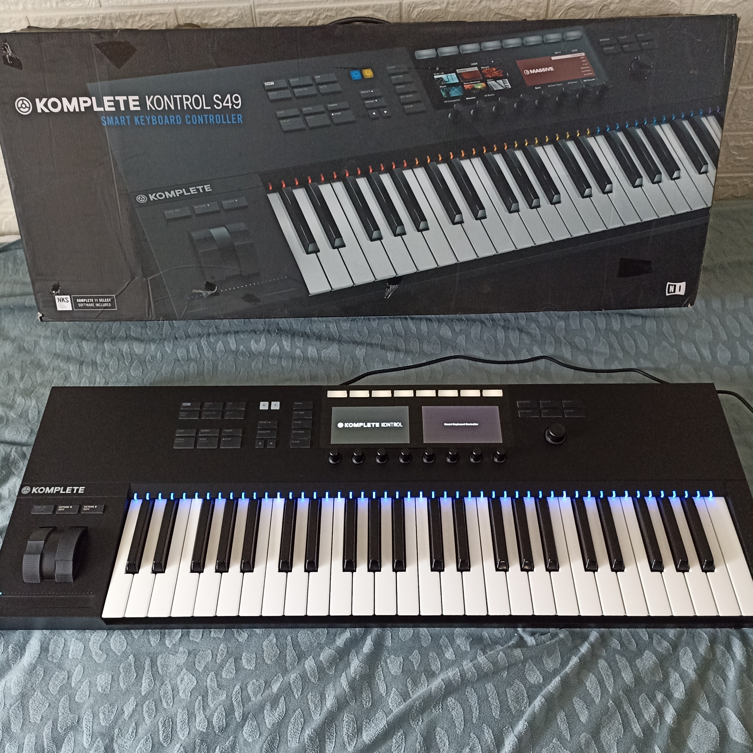 میدی کیبورد Komplete Kontrol S49 MK2