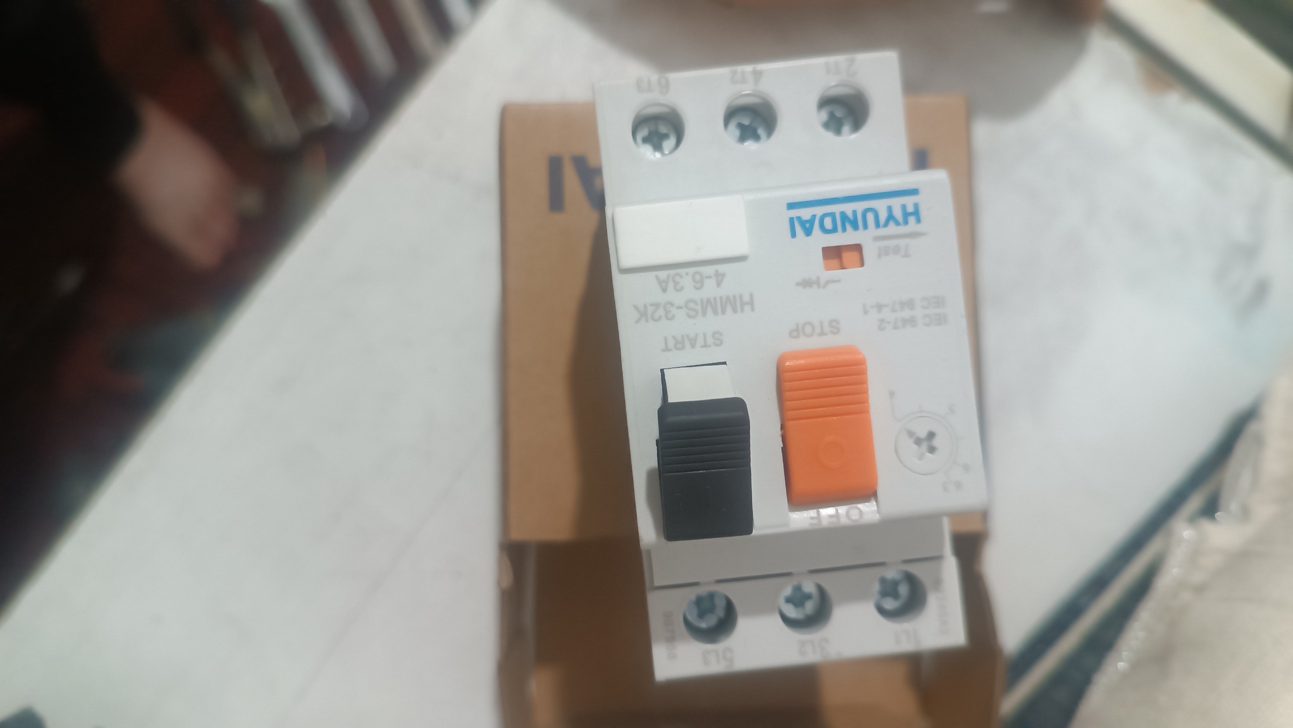 2 عددکلید حرارتی HHMS32K