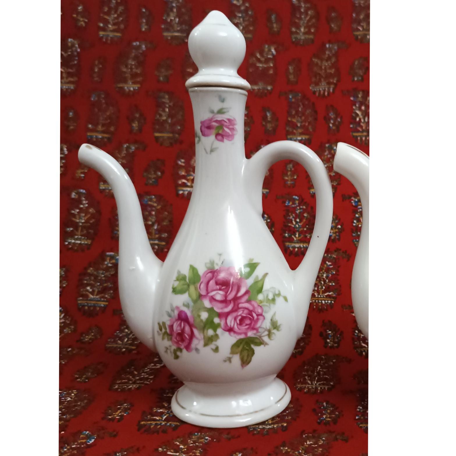 گلابدان گل سرخی قدیمی