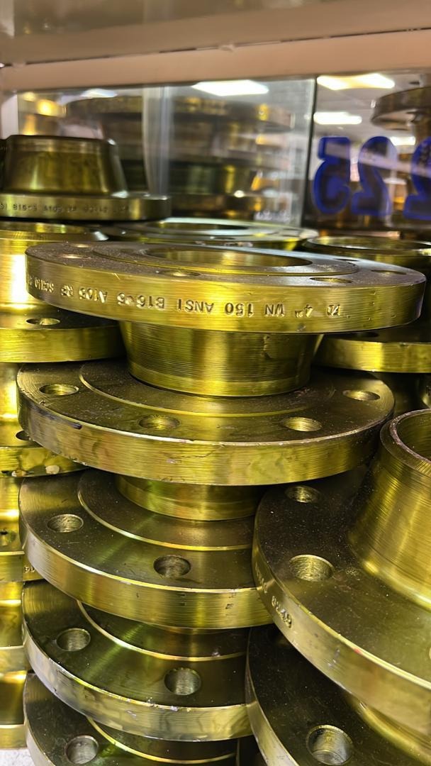 فلنج فولادی گلودار