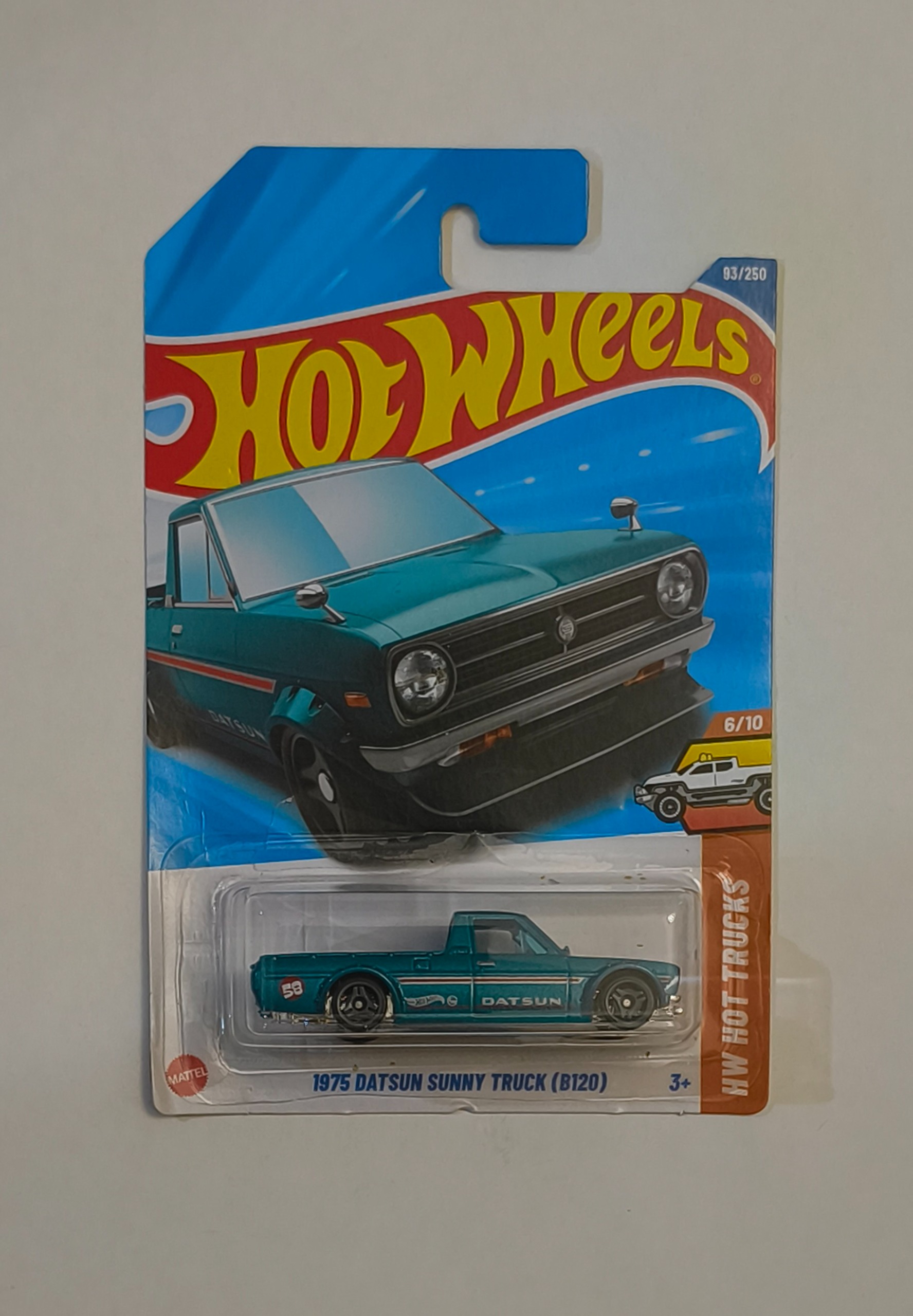 ماکت ماشین هات ویلز داتسون 1975 datsun