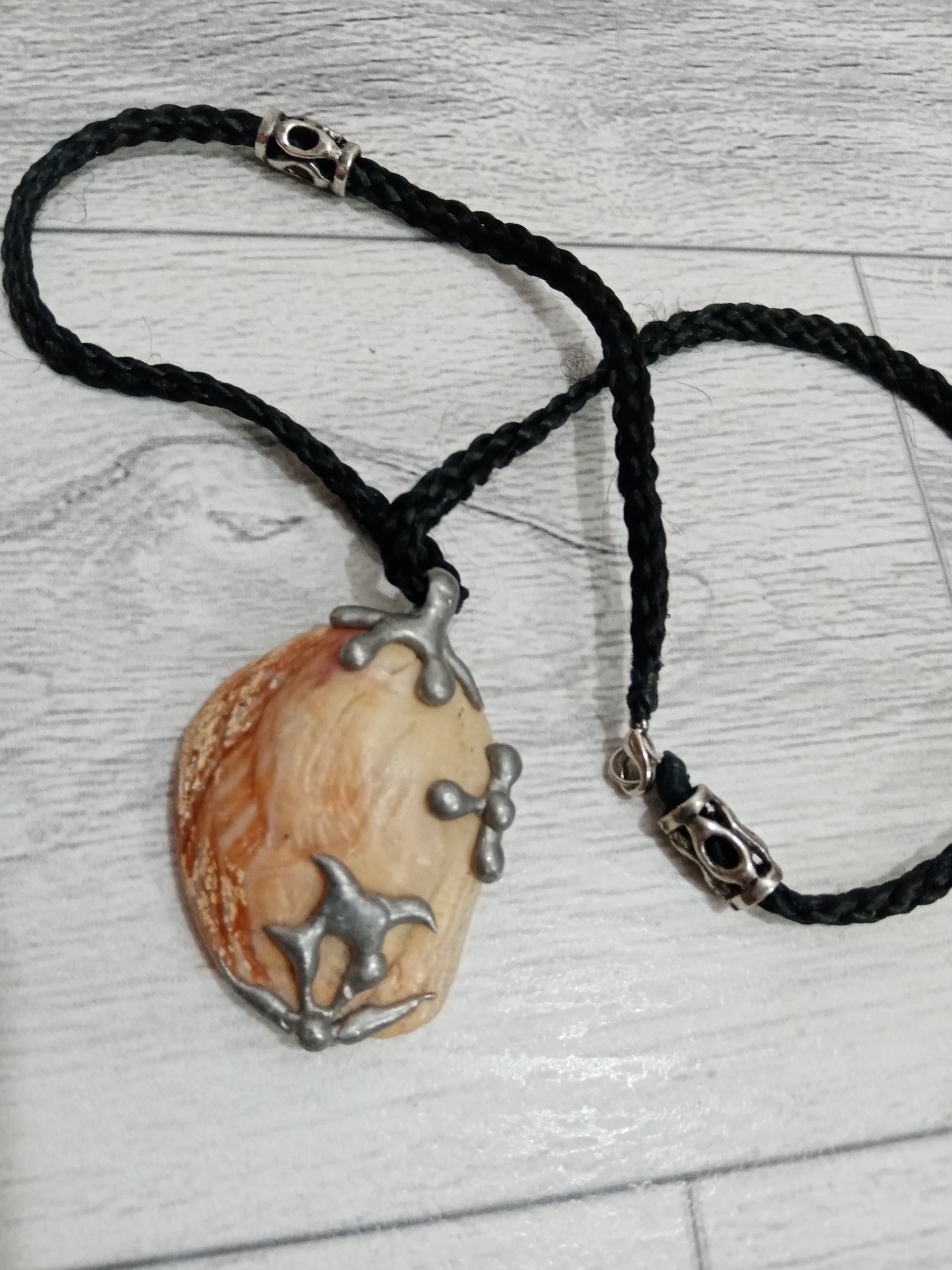 گردنبند صدف قدیمی انتیک