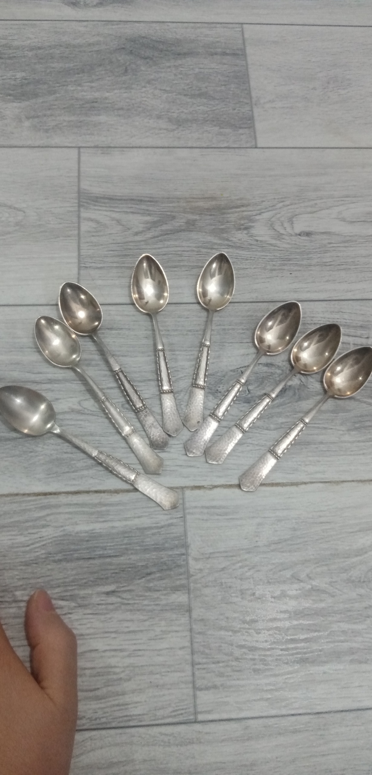 قاشق نیکل ابکاری نقره ضخیم طرح چکشی 8 عددی