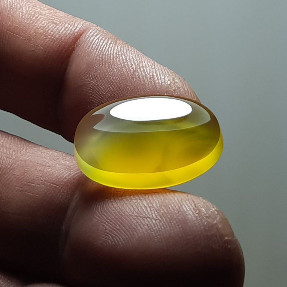 عقیق زرد خوشرنگ و آبدار اصل یمن با رنگ طبیعی