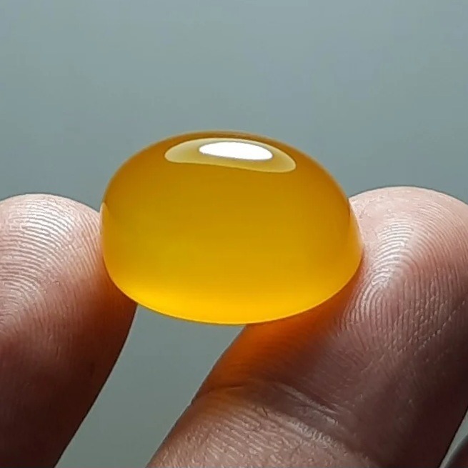 عقیق زرد درشت دست تراش اصل معدنی خراسان