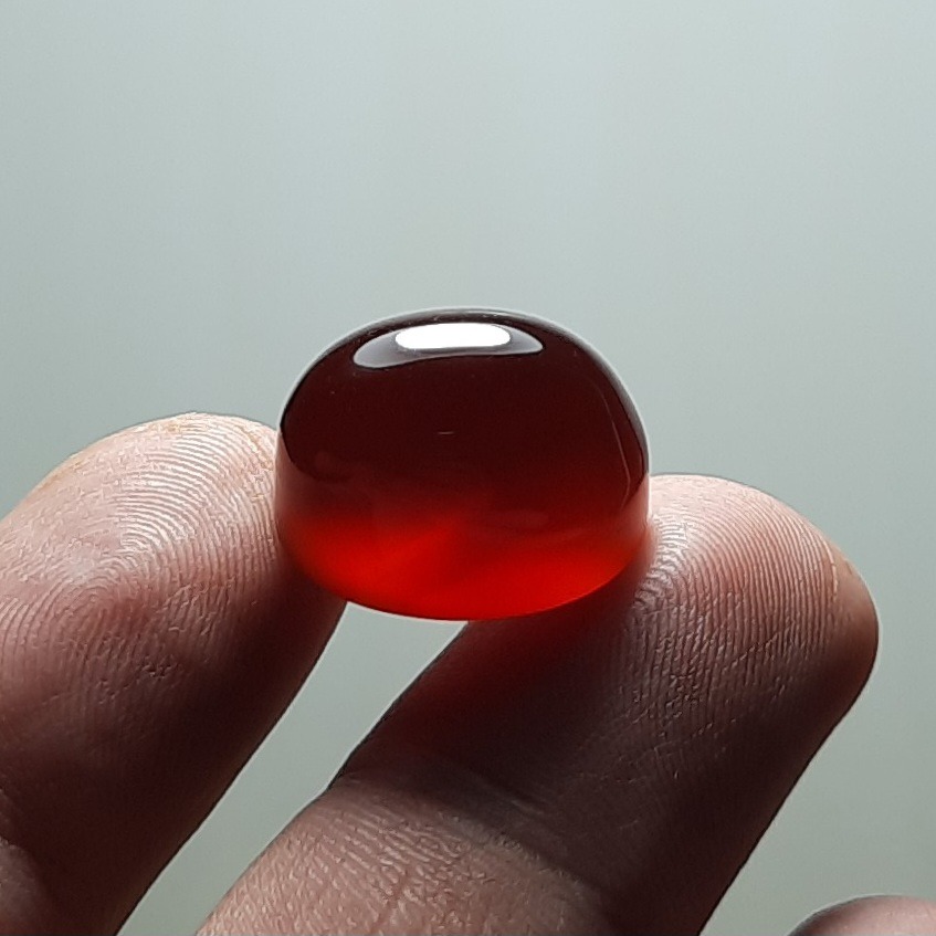 عقیق کرزی ، آلبالویی خوشرنگ و خاص اصل معدنی