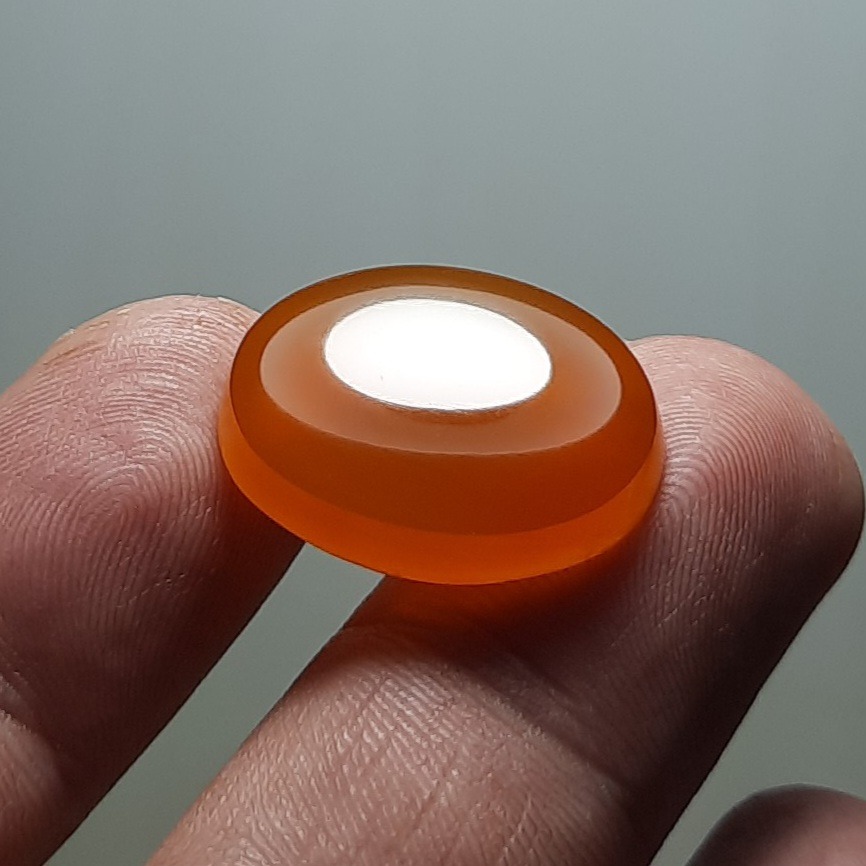 عقیق جزع عسلی خوشرنگ اصل یمن با رنگ طبیعی